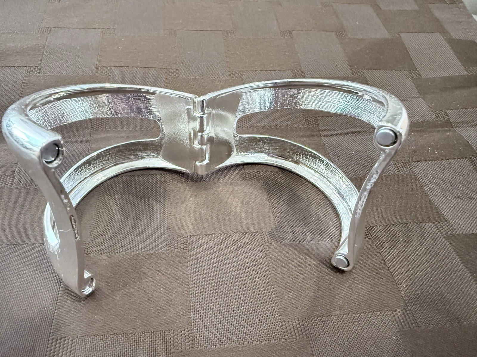 Vintage ModernistHeavy Silver-Tone Wide GeometricCutout Hinged Cuff Bracelet