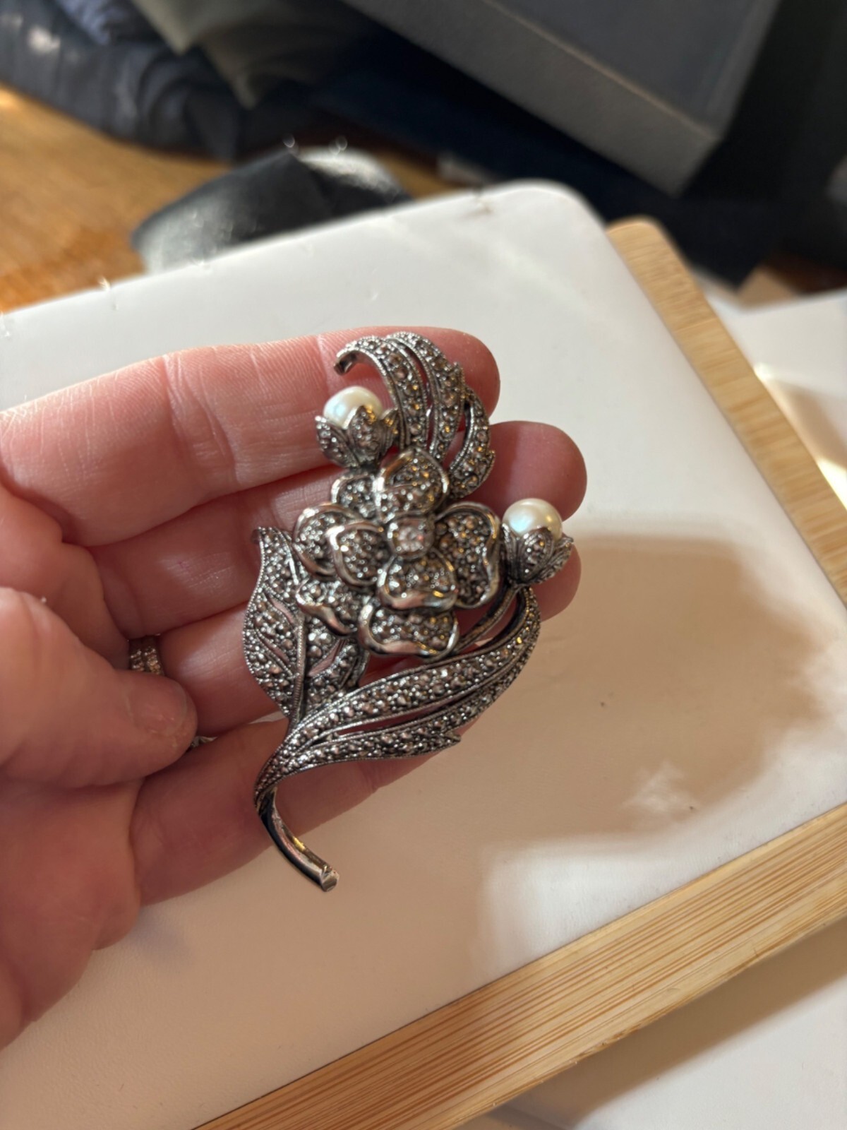 KJL by Avon signed Vintage Silver Tone Floral Brooch With Rhinestones & Faux Pea