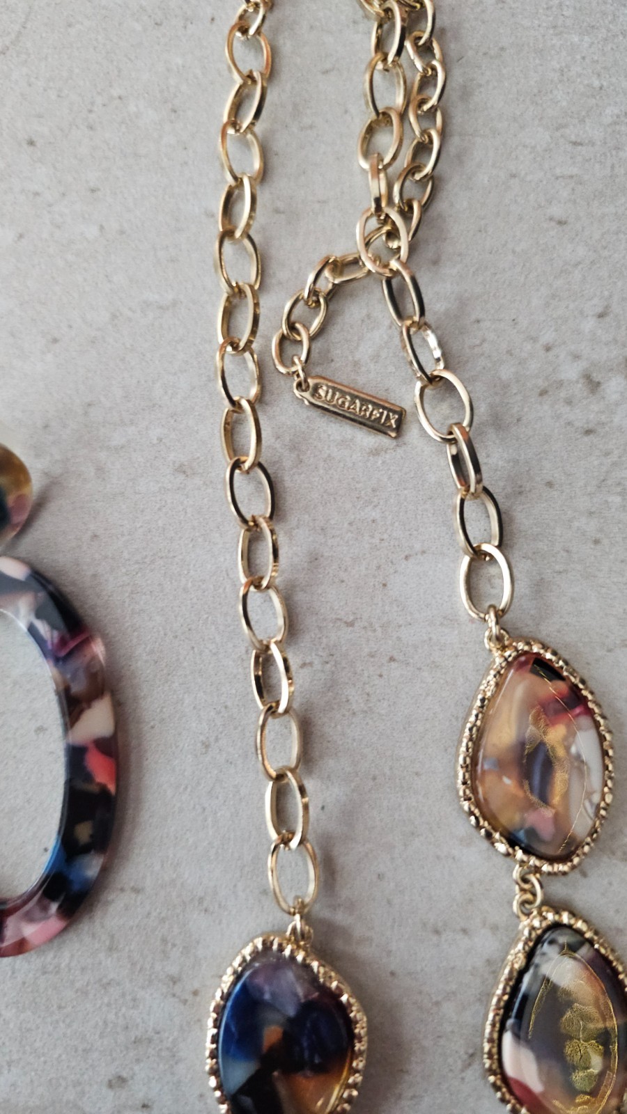 Sugarfix by Baublebar Colorful Resin Gold Tone Necklace and Earrings 20″