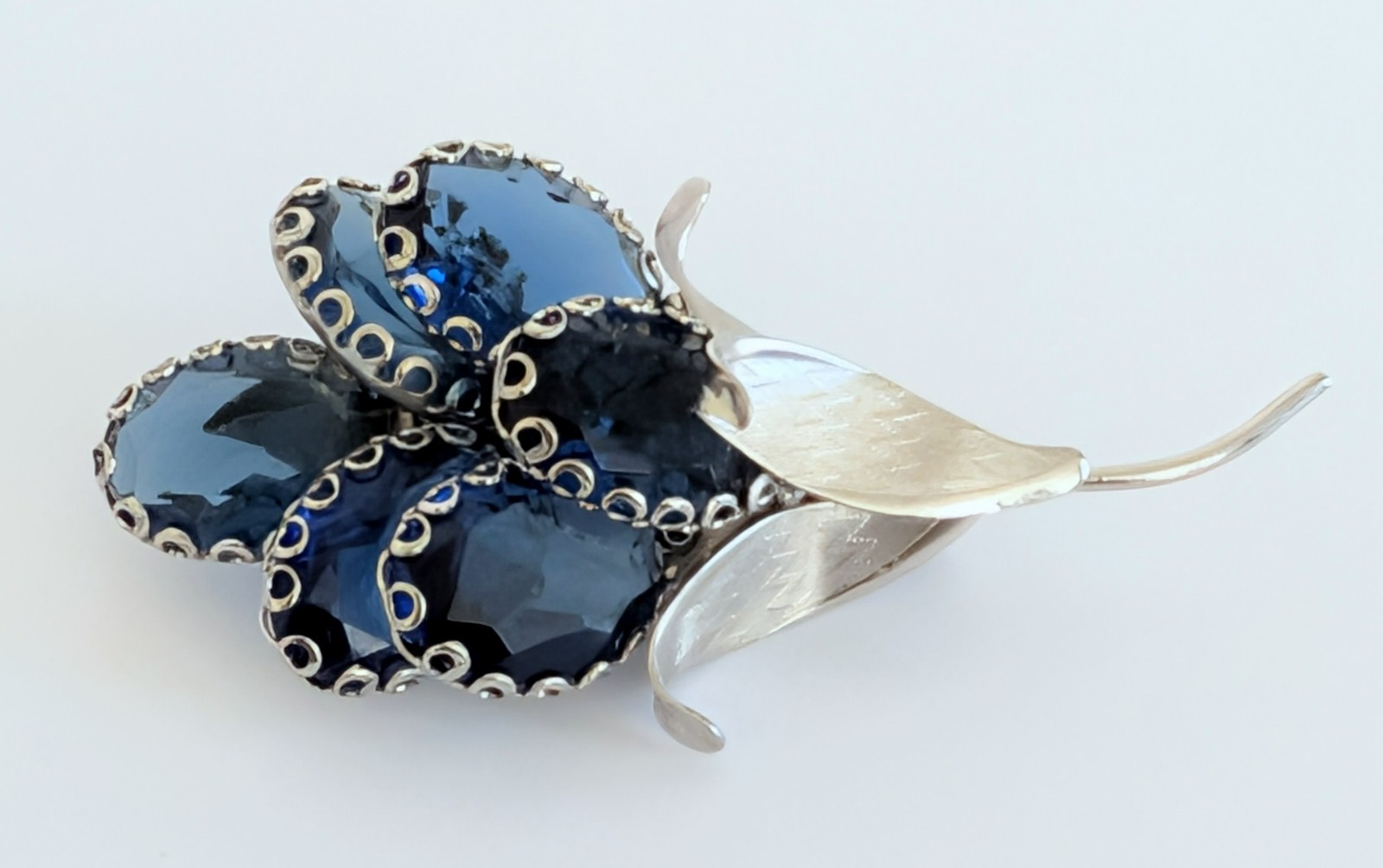 Vintage 1970’s Cobalt Blue Glass Brushed Silver Tone Bouquet Brooch