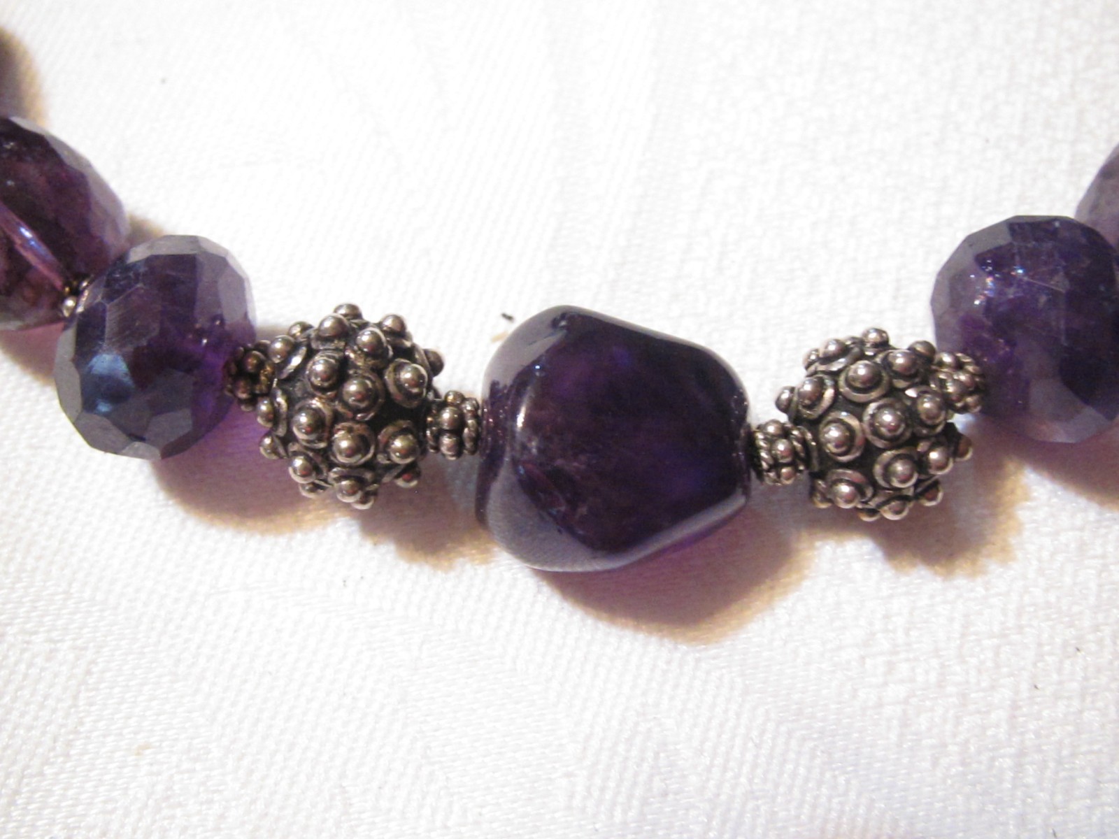 BEAUTIFUL 18″ VINTAGE ARTISAN STERLING SILVER CHUNKY AMETHYST BEAD NECKLACE