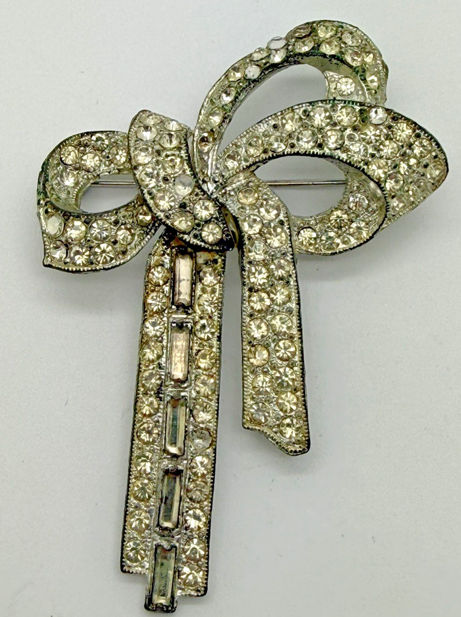 Antique Paste Rhinestone Rhodium Plated Bow Pin Circa 1920S Pre-Art Deco O1