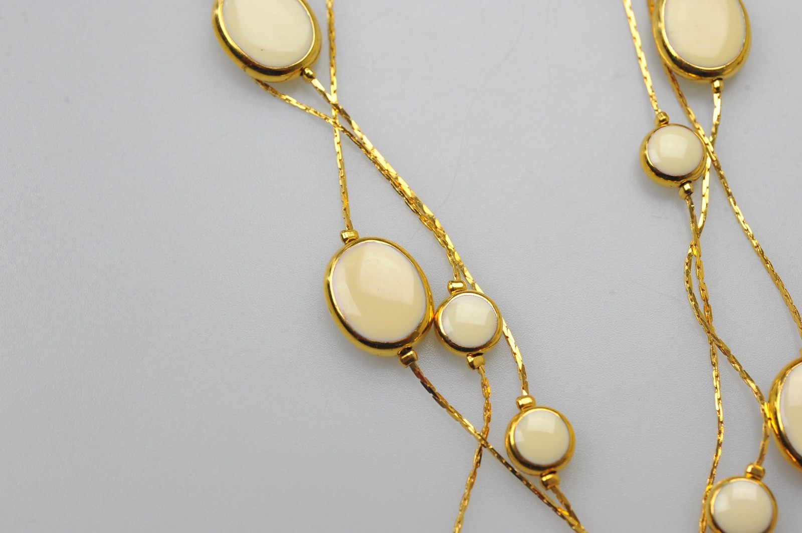 Necklace LOT Avon Ivory cream gold tone layered dangle filigree PE26