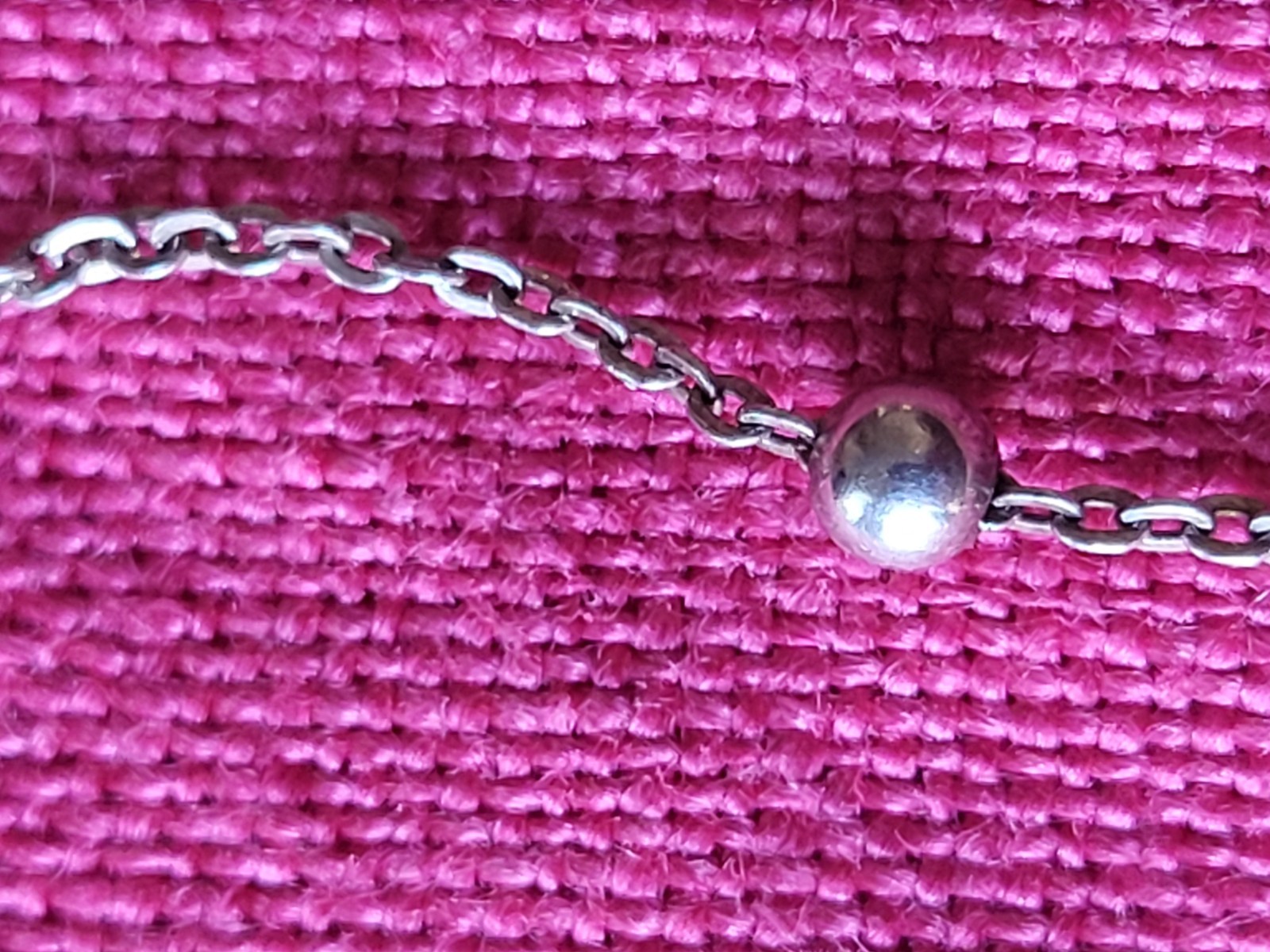 Vtg Sterling Silver 925 Puffy Bunny Rabbit Pendant 24″ Necklace Saturn Station