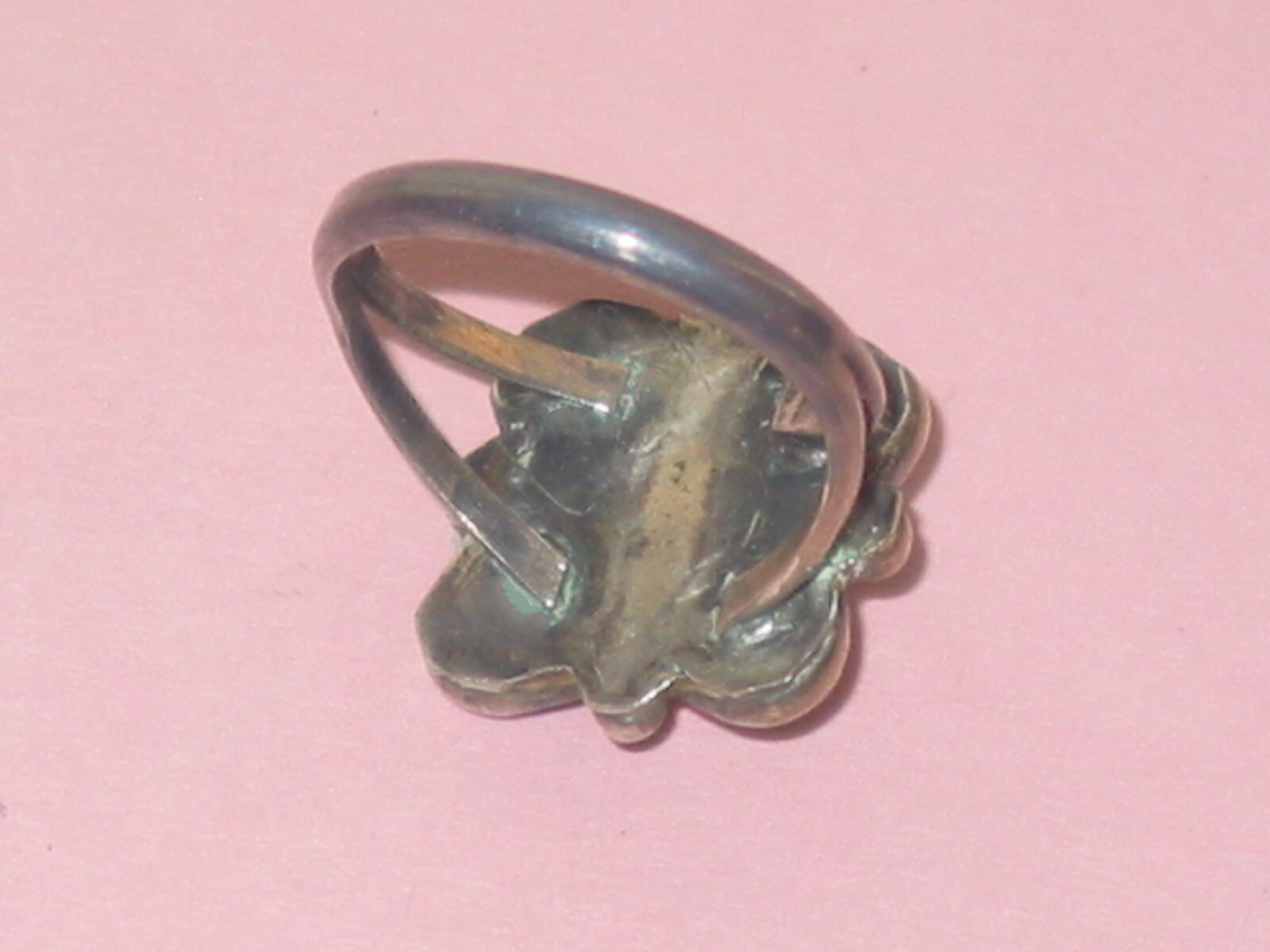 Handsome Vintage Sterling & Natural Coral Ring ~ Size 5.5