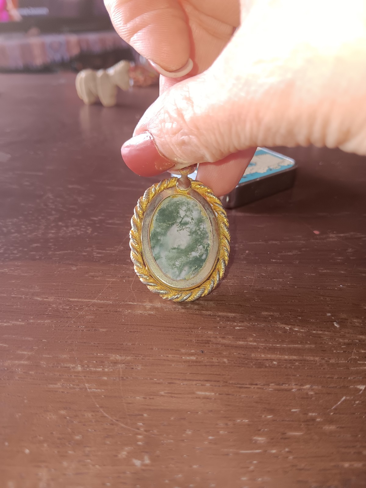 Vintage Moss Agate Pendant in goldtone setting.