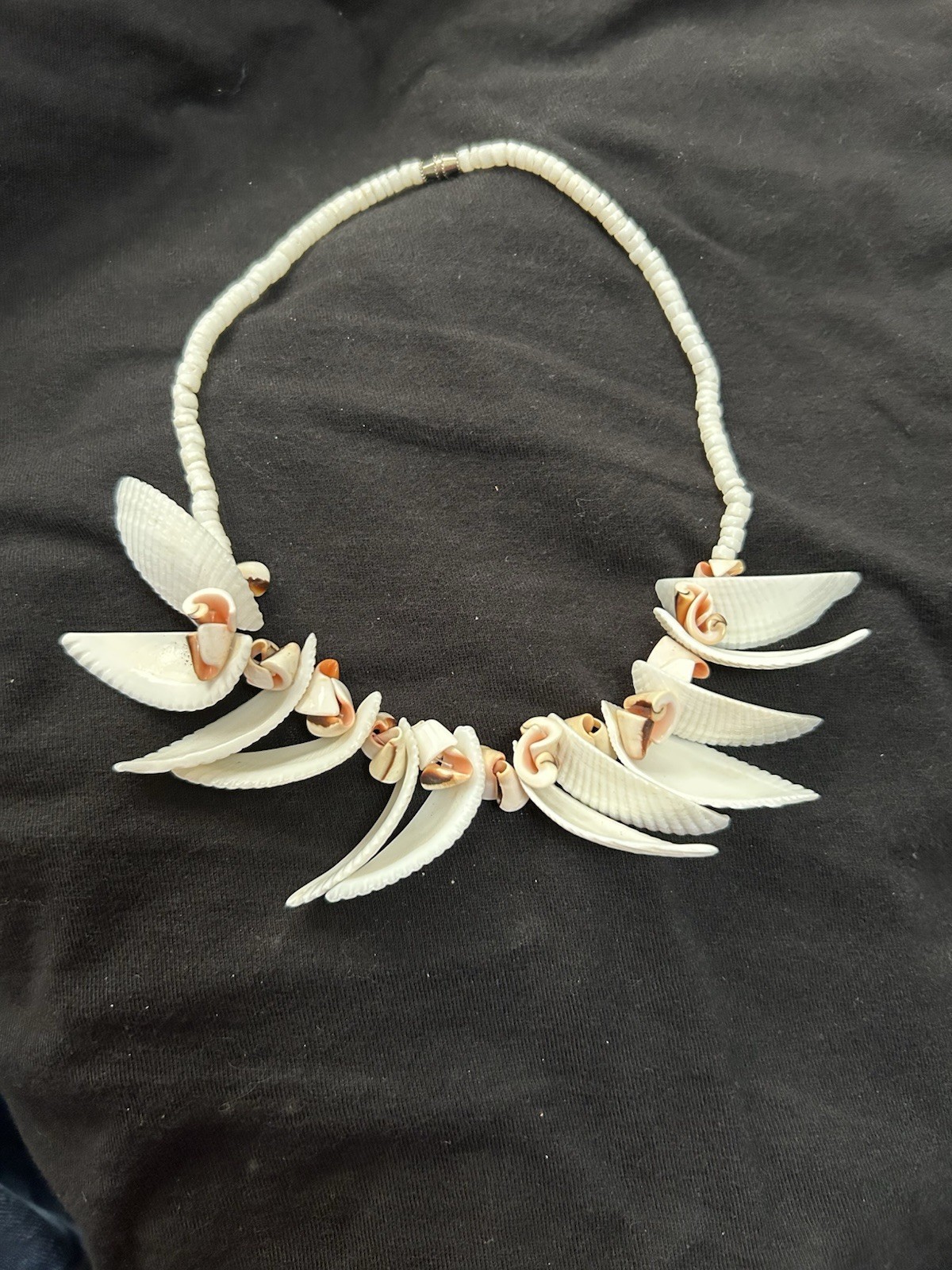 White Shell Necklace. Barrel Screw Clasp. Cut Shells And Shell Beads