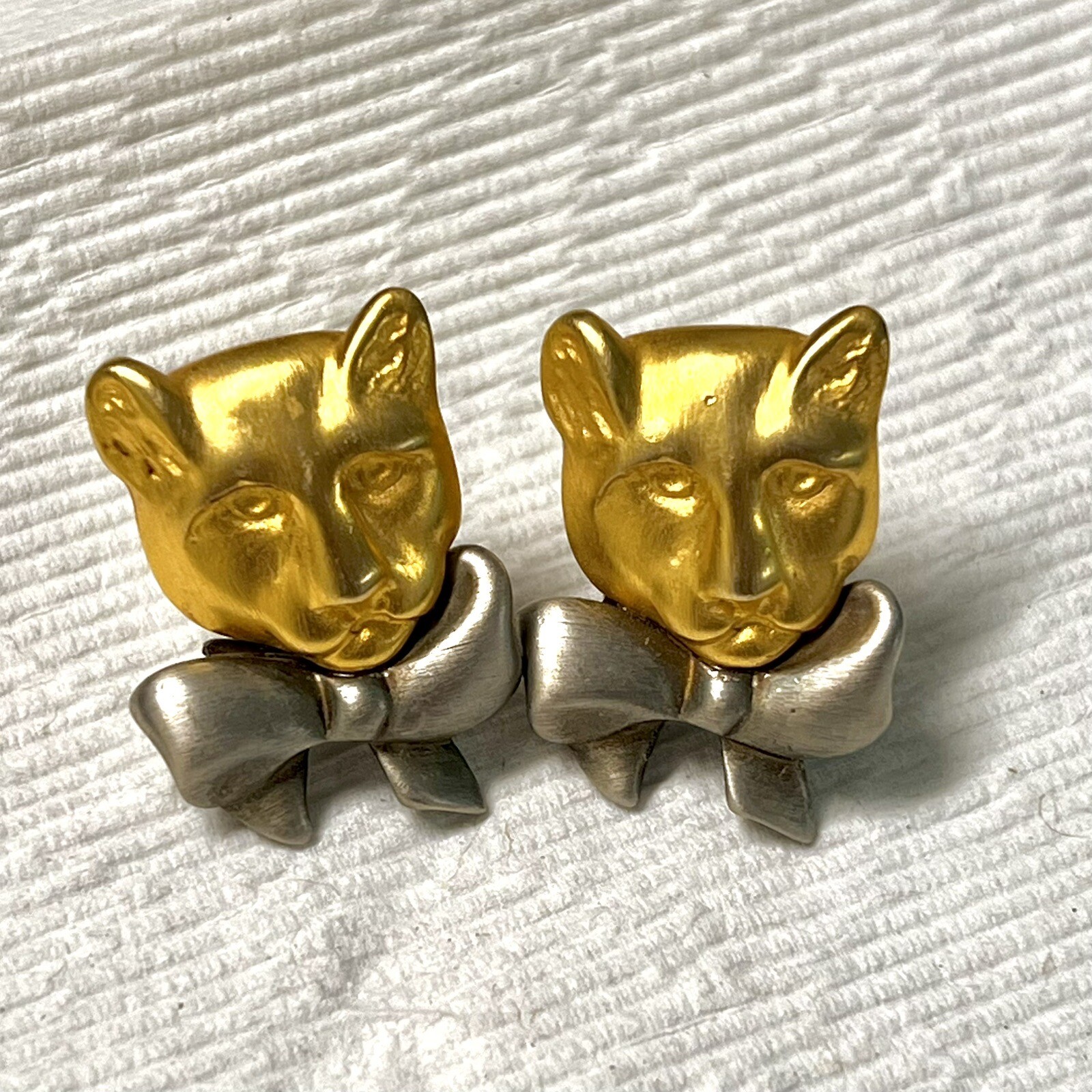 RARE 1960s KJL Kenneth Jay Lane Panther With Bow Clip On Earring Vintage Signed