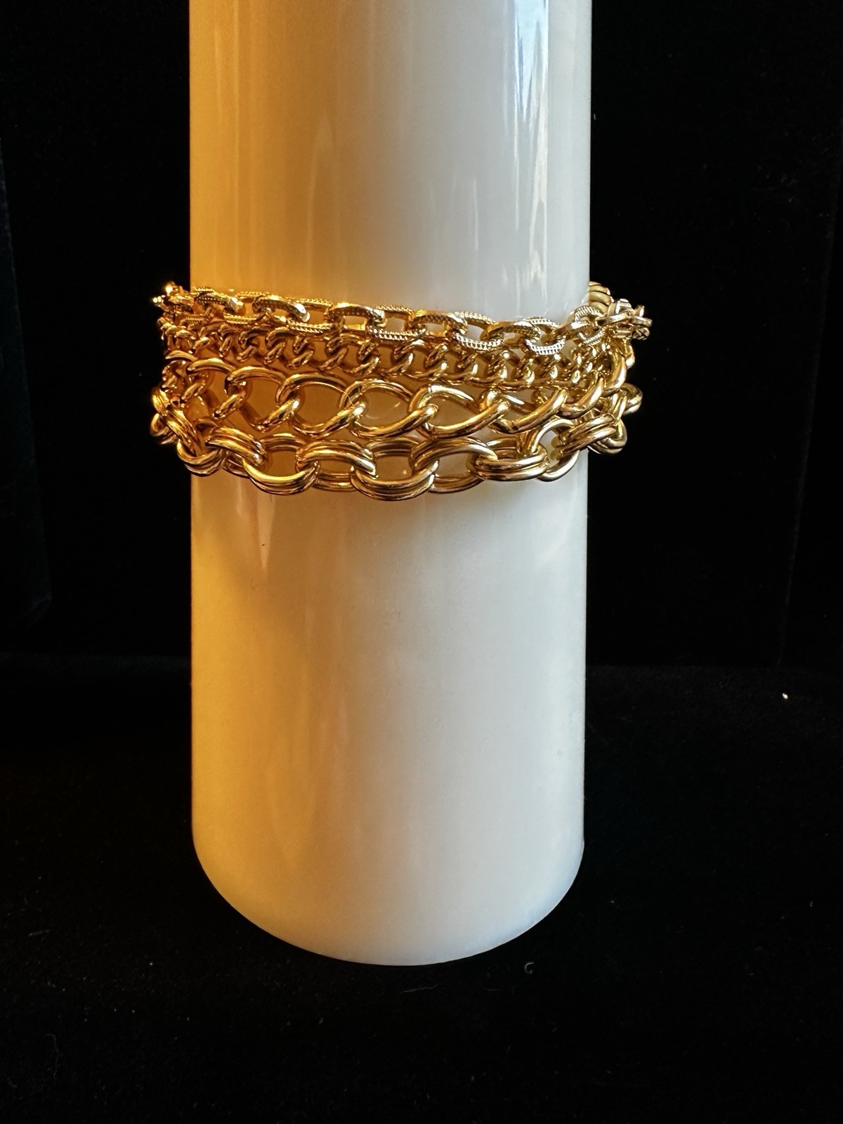 Vintage Beautiful 9” Gold Tone Multi Chained Bracelet Perfect For Daily Wear
