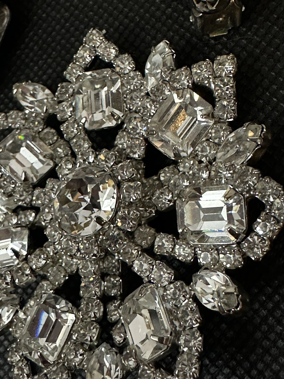 WEISS BROOCH & CLIP-ON EARRINGS SET Clear Rhinestone Emerald Cut And Round