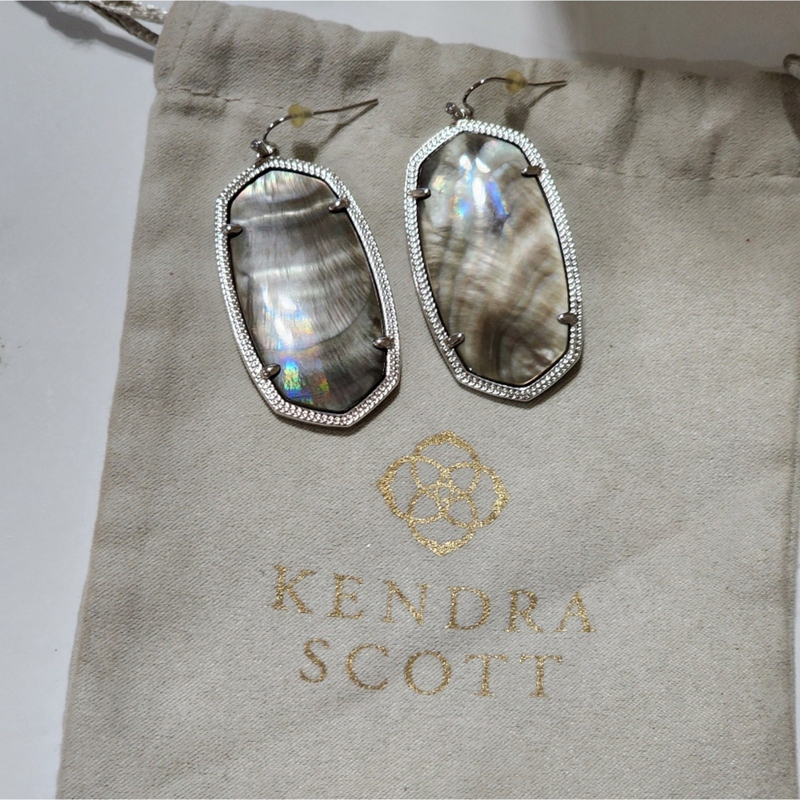 Kendra Scott Black MOP Mother of Pearl? and Silver Rhodium Danielle Earrings