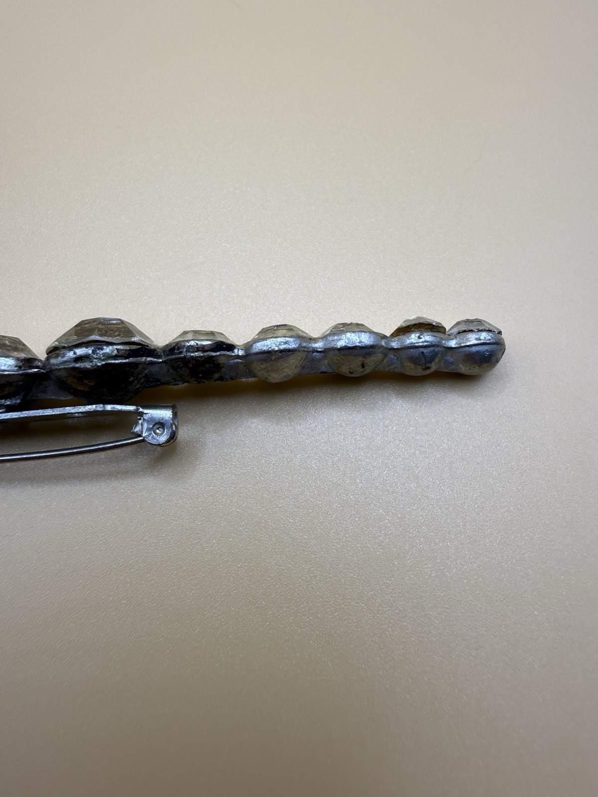 Vintage Brooch Pin Bar Style With 13 Clear Rhinestones