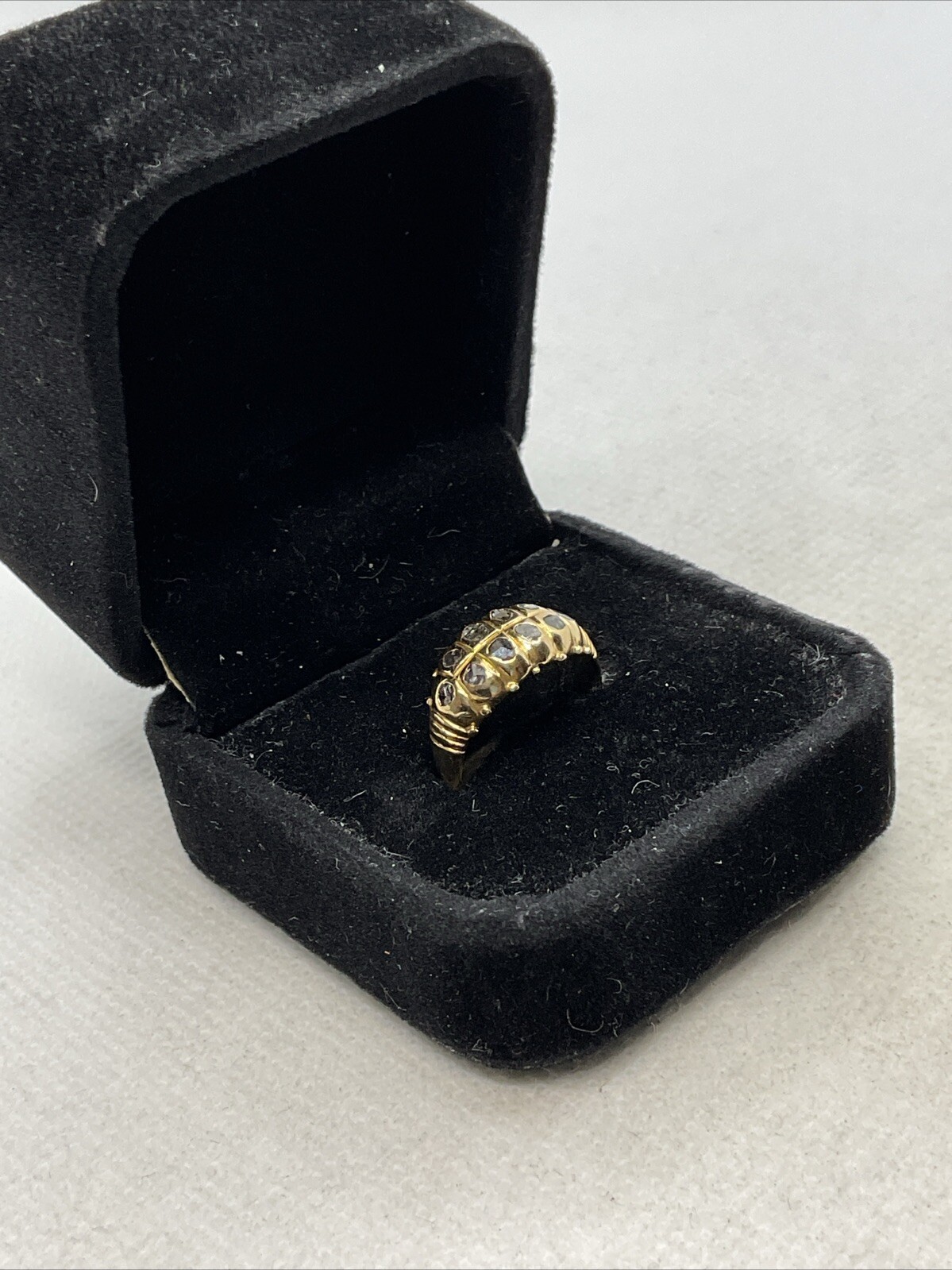 VINTAGE HANDMADE Solid 18K Yellow Gold Rose Cut Diamonds Ladies Band Ring 2gr.