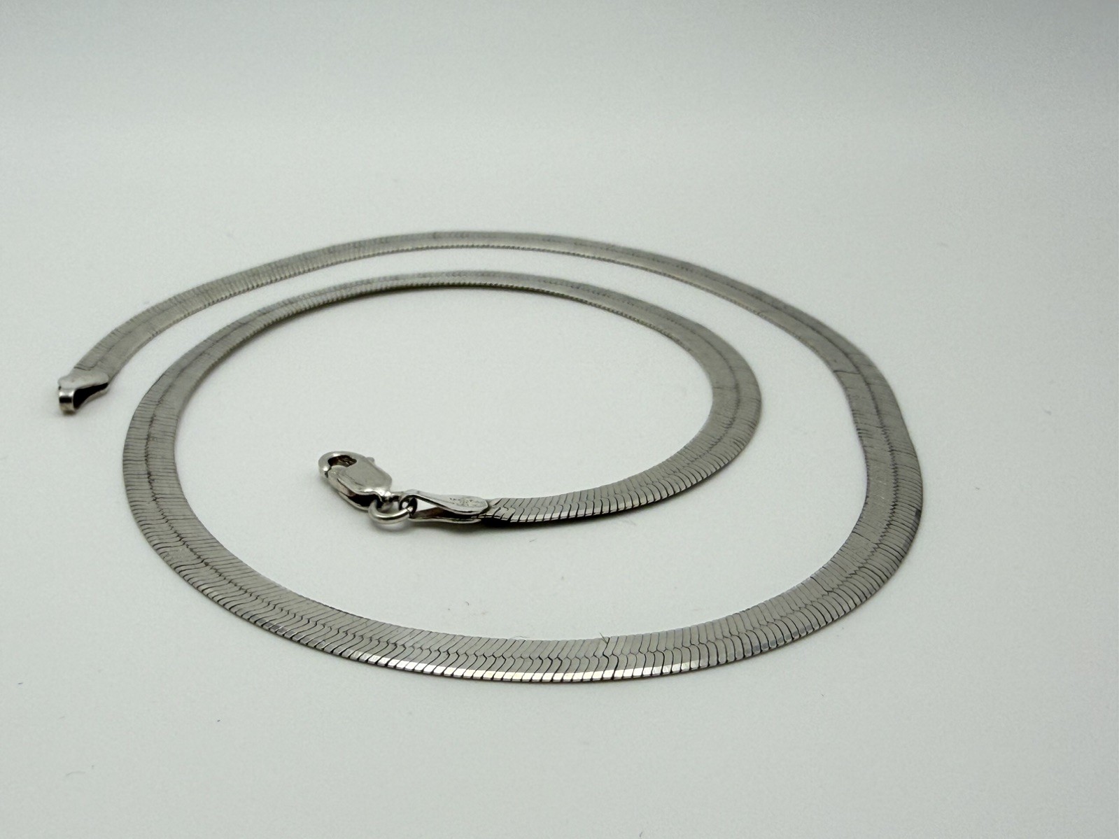 Vintage Italian Milor Herringbone 18″ 925 Silver Chain Necklace, 5.3mm, 12.33g
