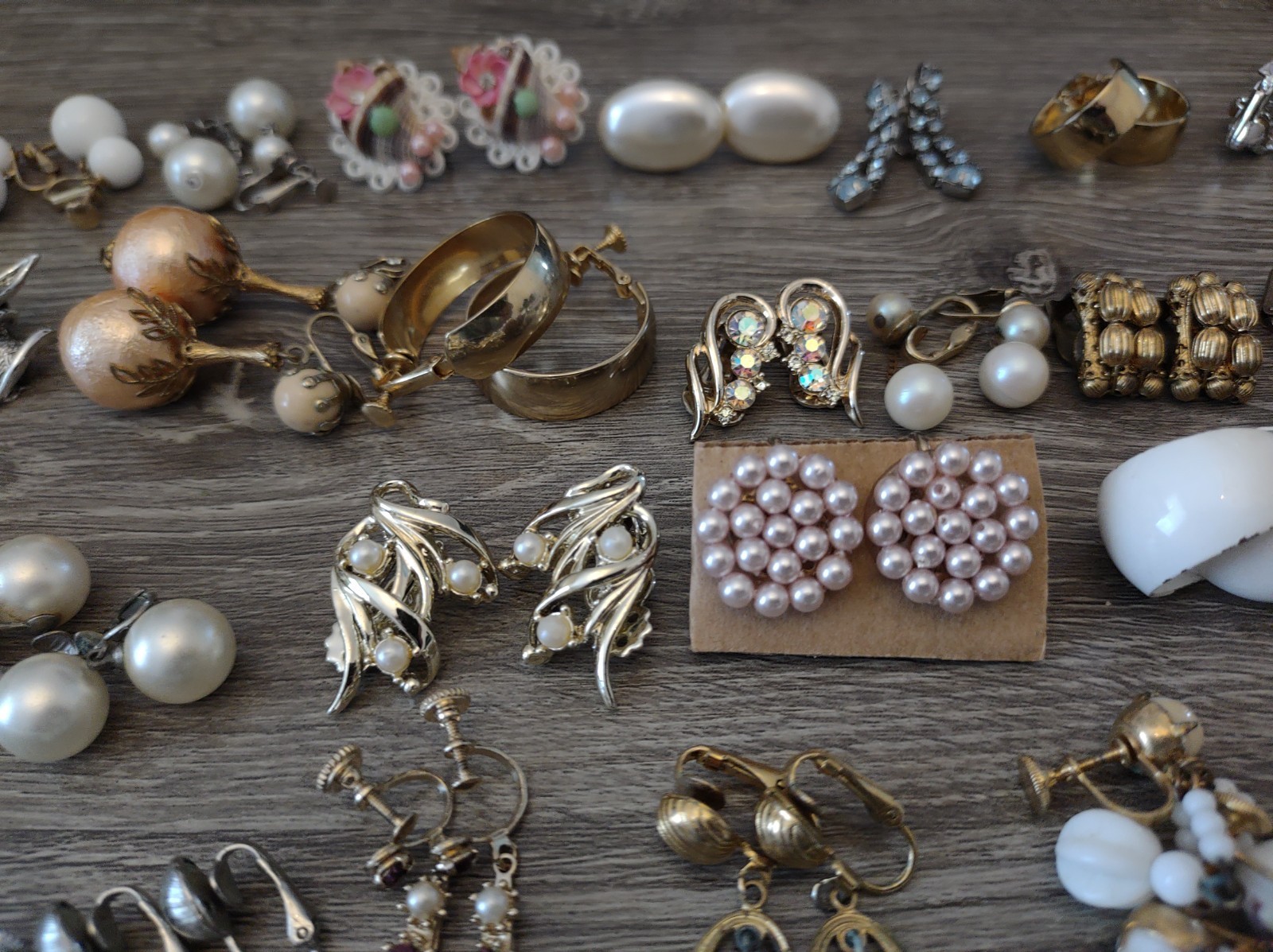 Estate Mixed Lot Costume Jewelry Earrings 77pr Clip On Screwback