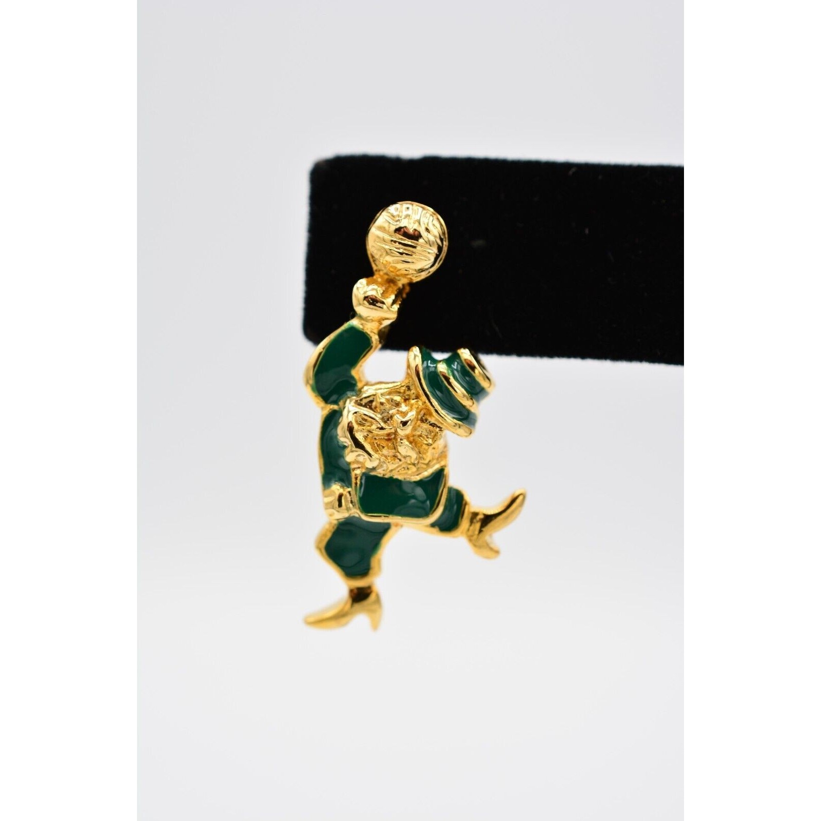 Vintage Lucky Leprechaun Earrings Dangle Green Gold St. Patrick’s Day 80s BinA6