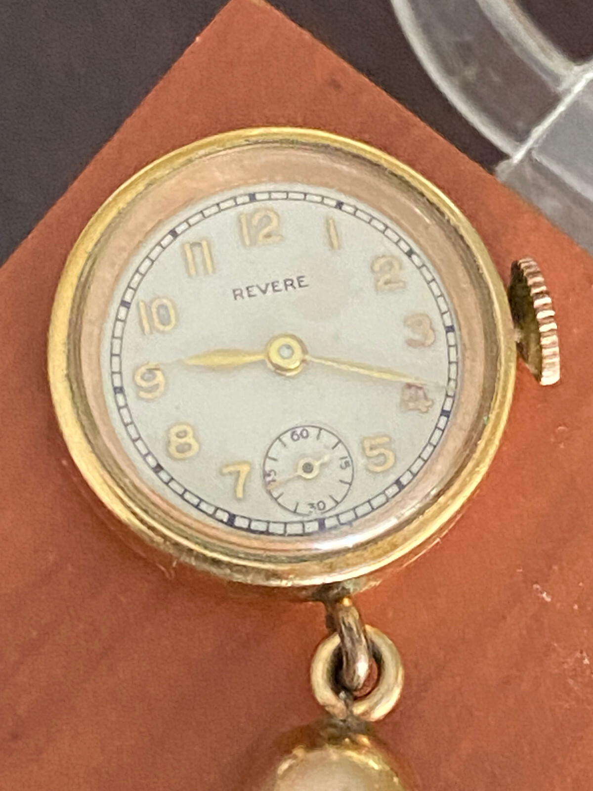 VINTAGE LADIES REVERE BROOCH WATCH, KEEPING TIME, 17 JEWEL , NICE
