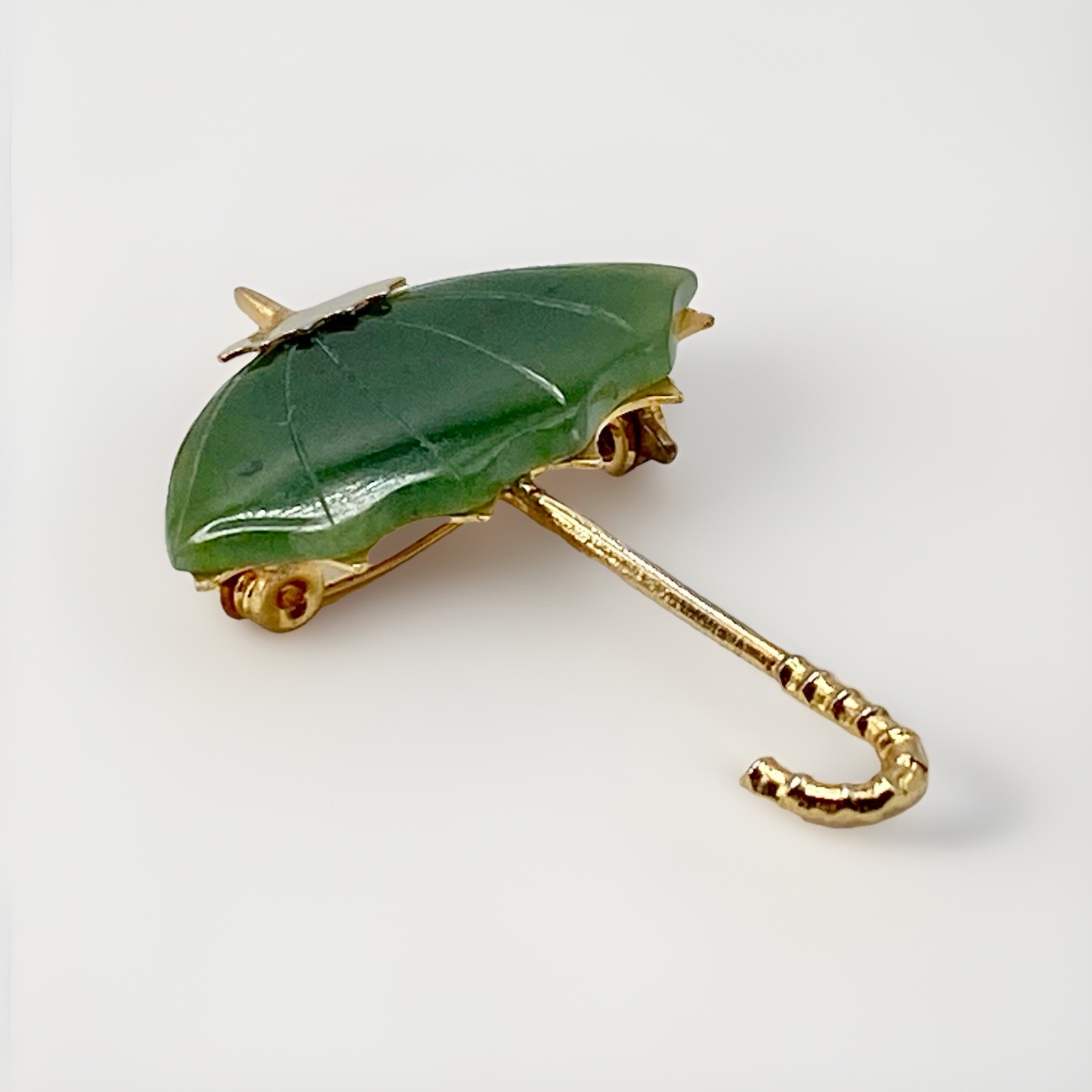 Vintage Jade Umbrella Brooch Carved Green Stone Figural Gold Asian Style Pin 60s
