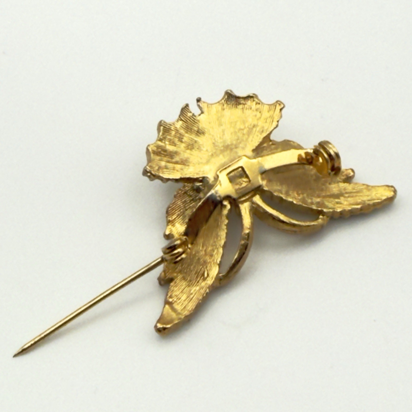 Vintage Butterfly Rhinestone Brooch Cream Enamel Faux Pearl Gold Tone