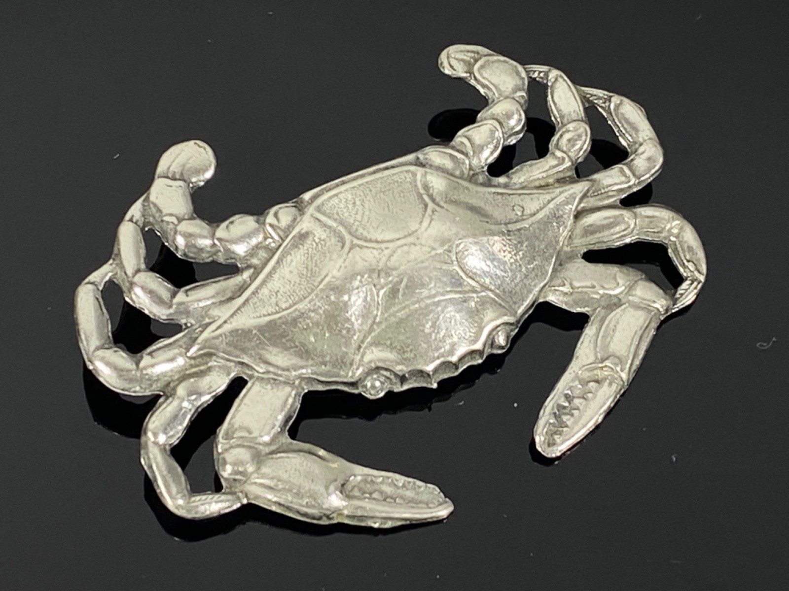 SALISBURY PEWTER CRAB Pin Brooch Made in USA Vintage