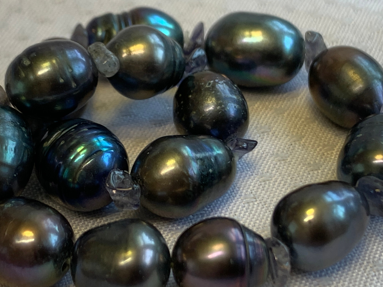 Vtg Pearl Jewelry Lot 19″ Necklace & Bracelets Multicolor AIL Aluma USA Inc