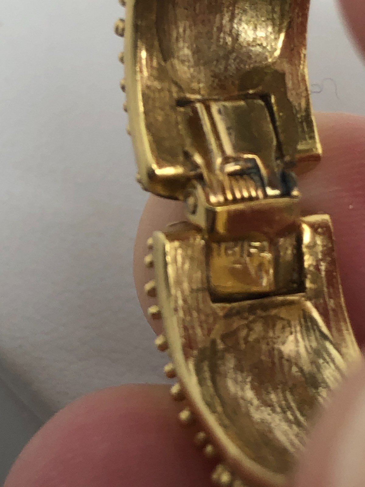 Vtg Trifari huggie clip on Earrings Popcorn Gold Tone bead finish MCM