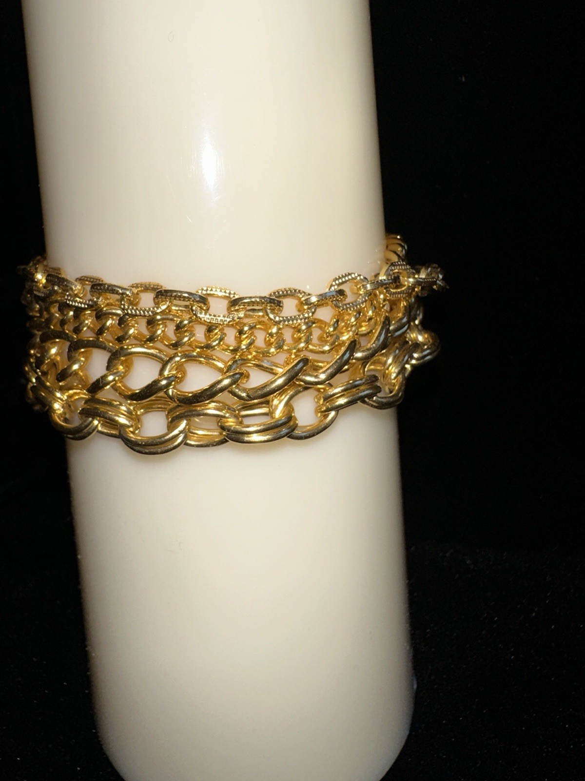 Vintage Beautiful 9” Gold Tone Multi Chained Bracelet Perfect For Daily Wear