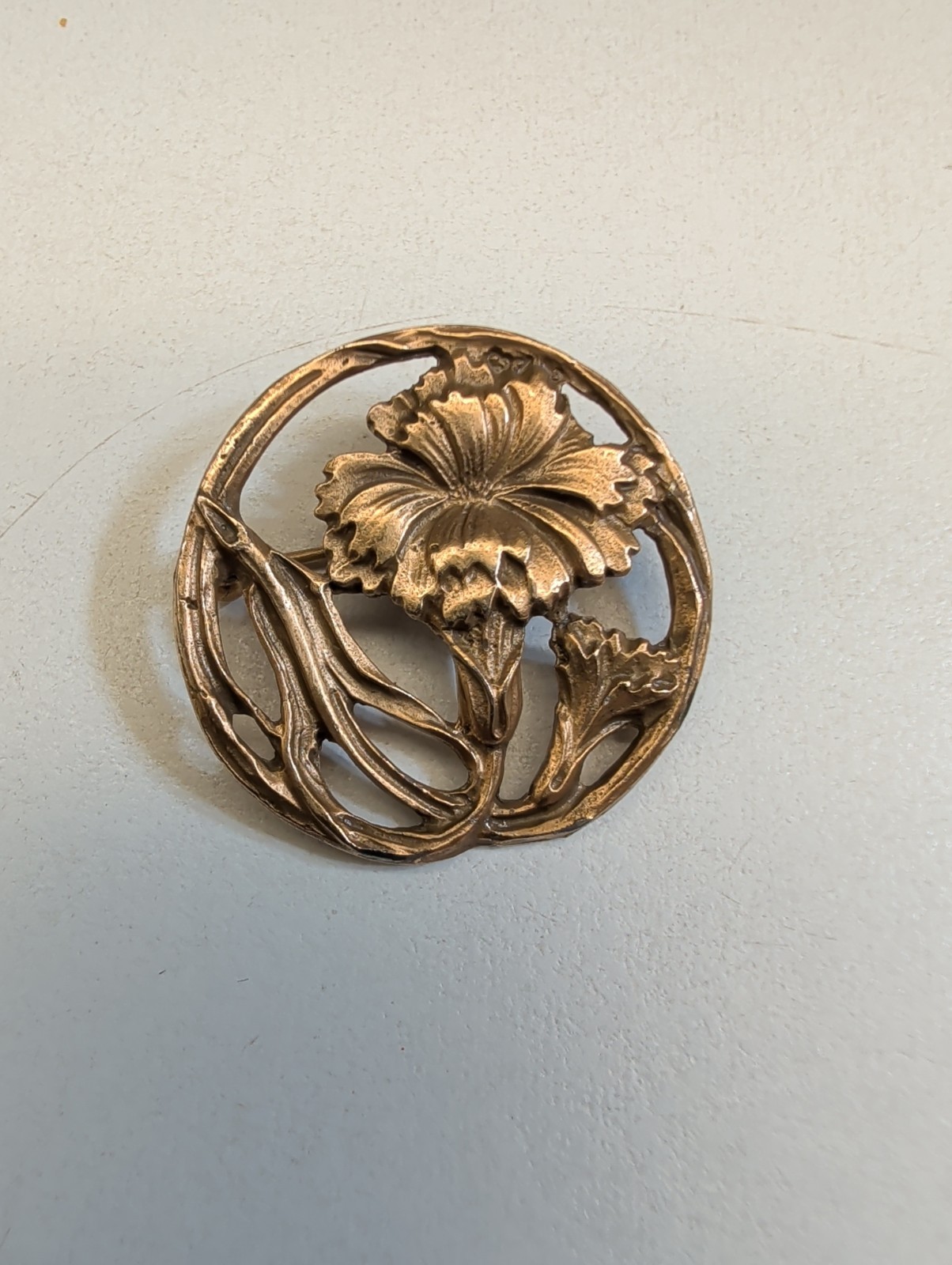 Vintage Signed ALVA Museum Replicas Art Nouveau Gold Tone Openwork Flower Brooch