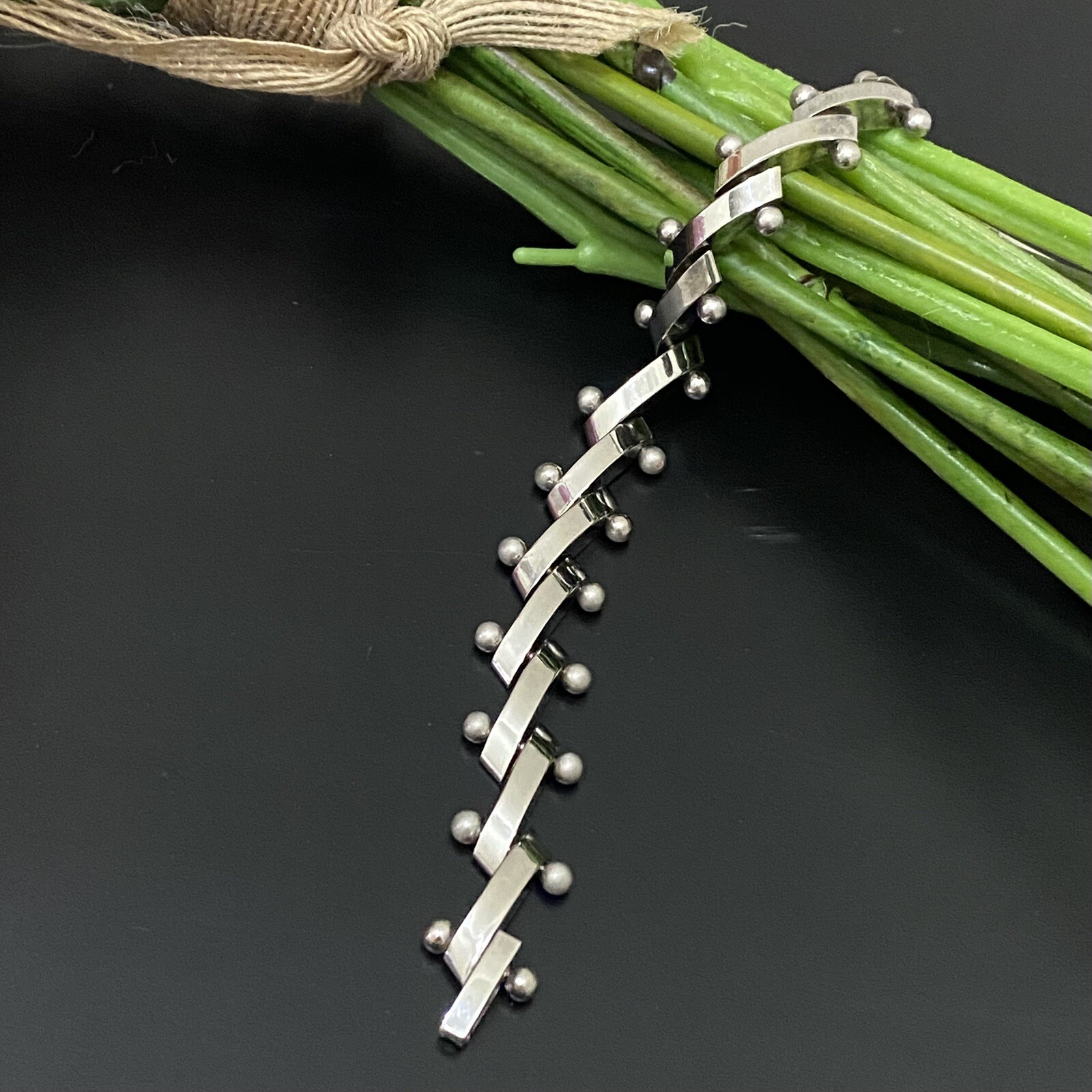 Vintage Silver-plated Modernist Ball Bolt Bar DNA Link Bracelet 44g.