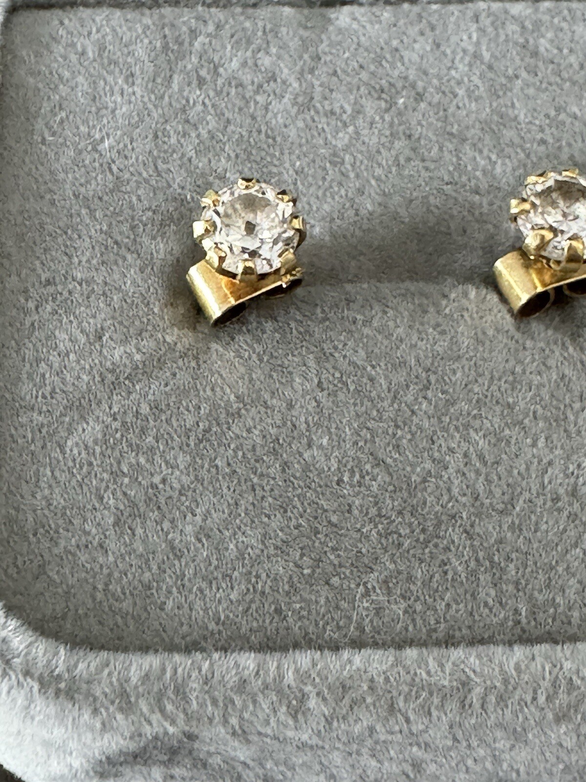 Antique 14k Yellow Gold 5.3mm Cubic Zirconia Stud Earrings
