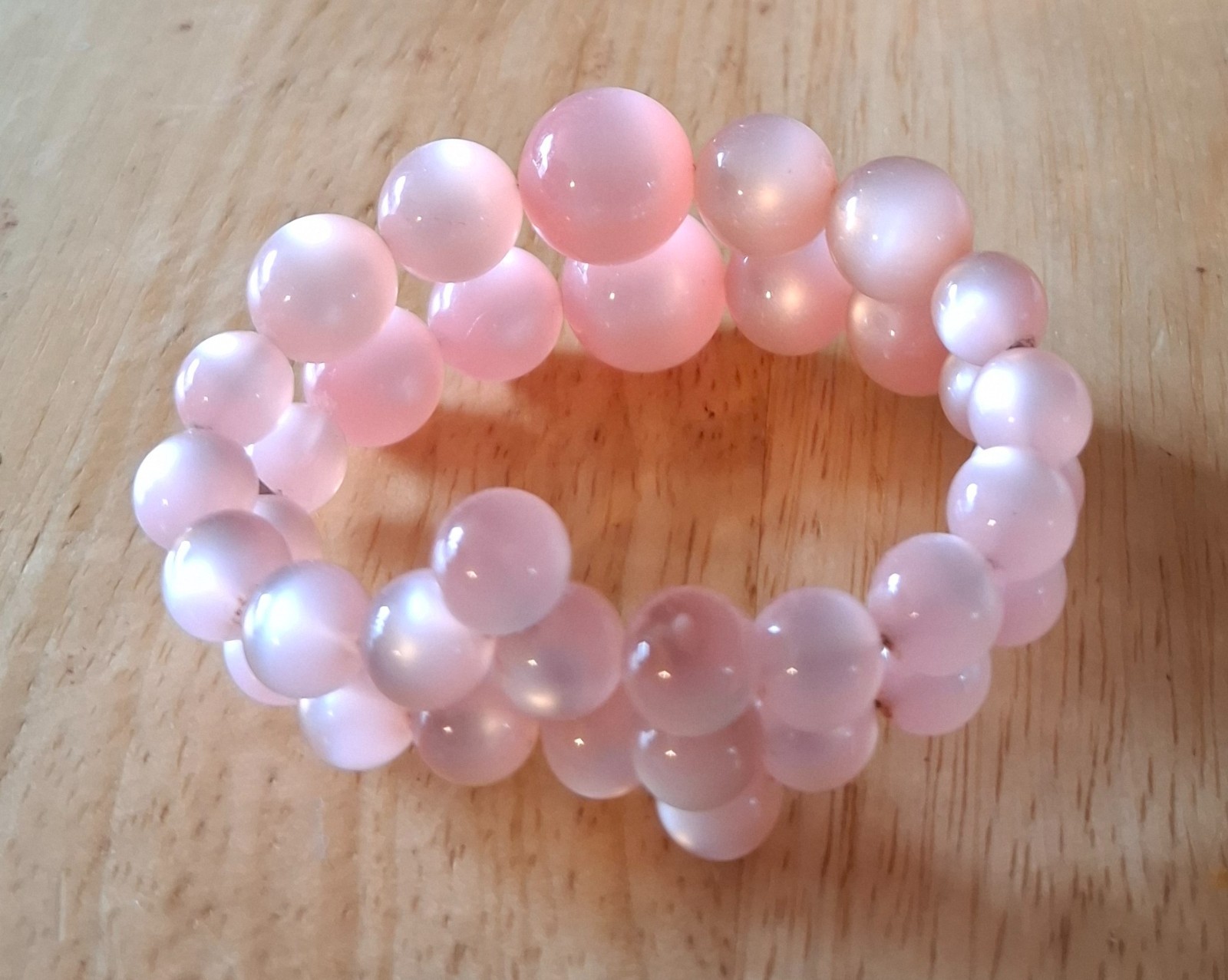 Vintage Jewelry Pink Moonglow Lucite Graduated Beads Memory Wire Cuff Bracelet