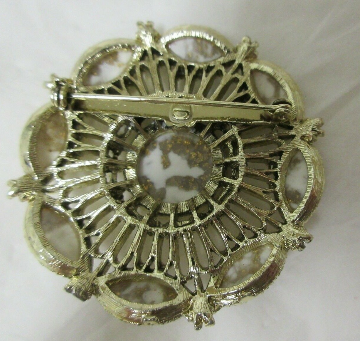Vintage Gold Tone White & Brown with Gold Tone Flecks Thermoset Brooch