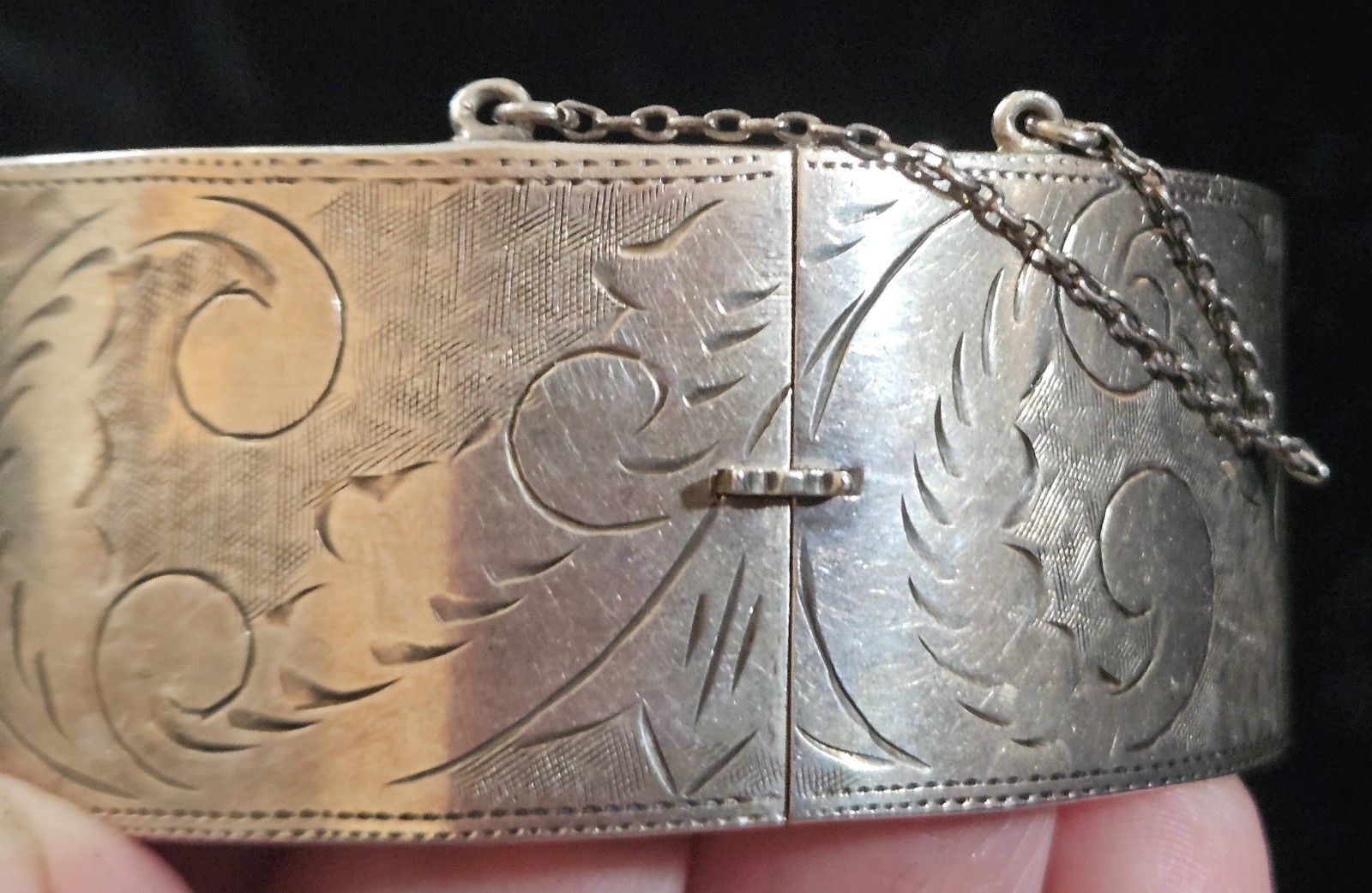 Antique Victorian Sterling Silver Engraved Scroll Bangle Bracelet 44g