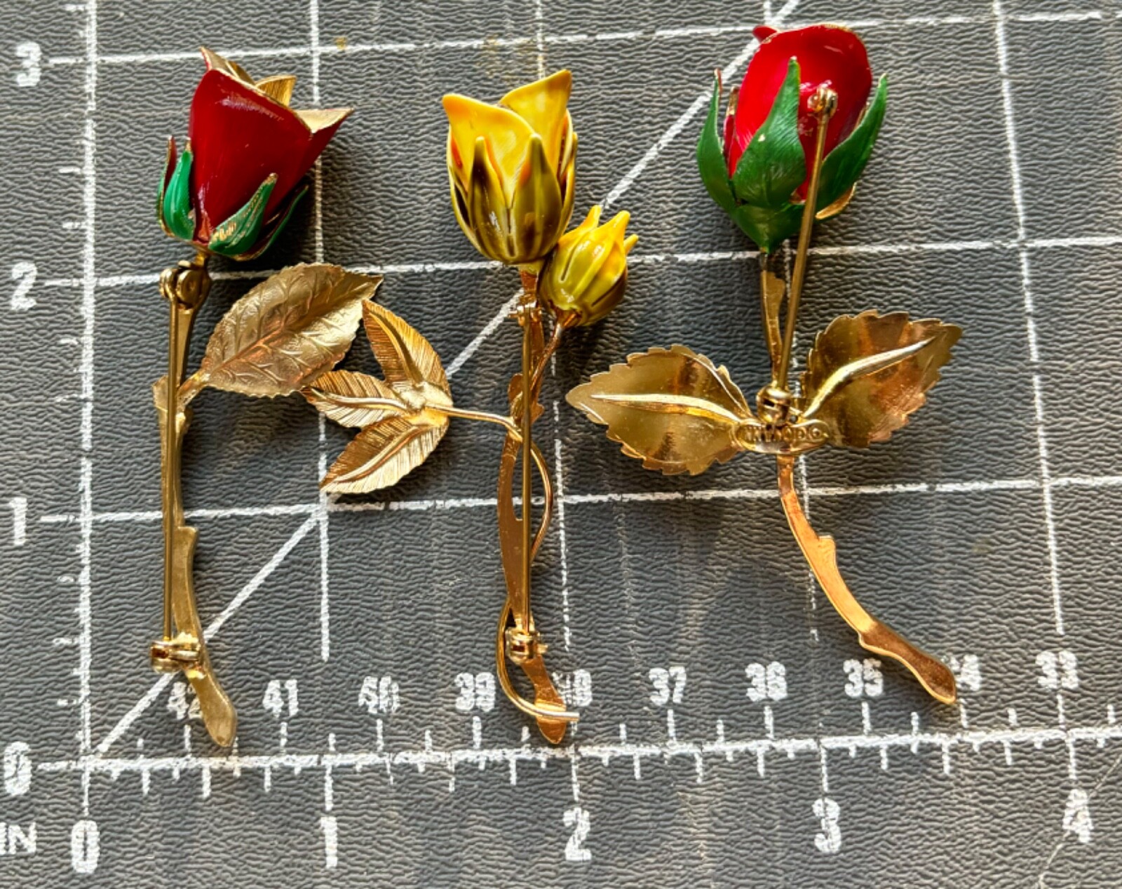 LOT OF 3 VINTAGE LONG STEM ROSE PINS, FLOWER BROOCHES, MID CENTURY COLLECTIBLES