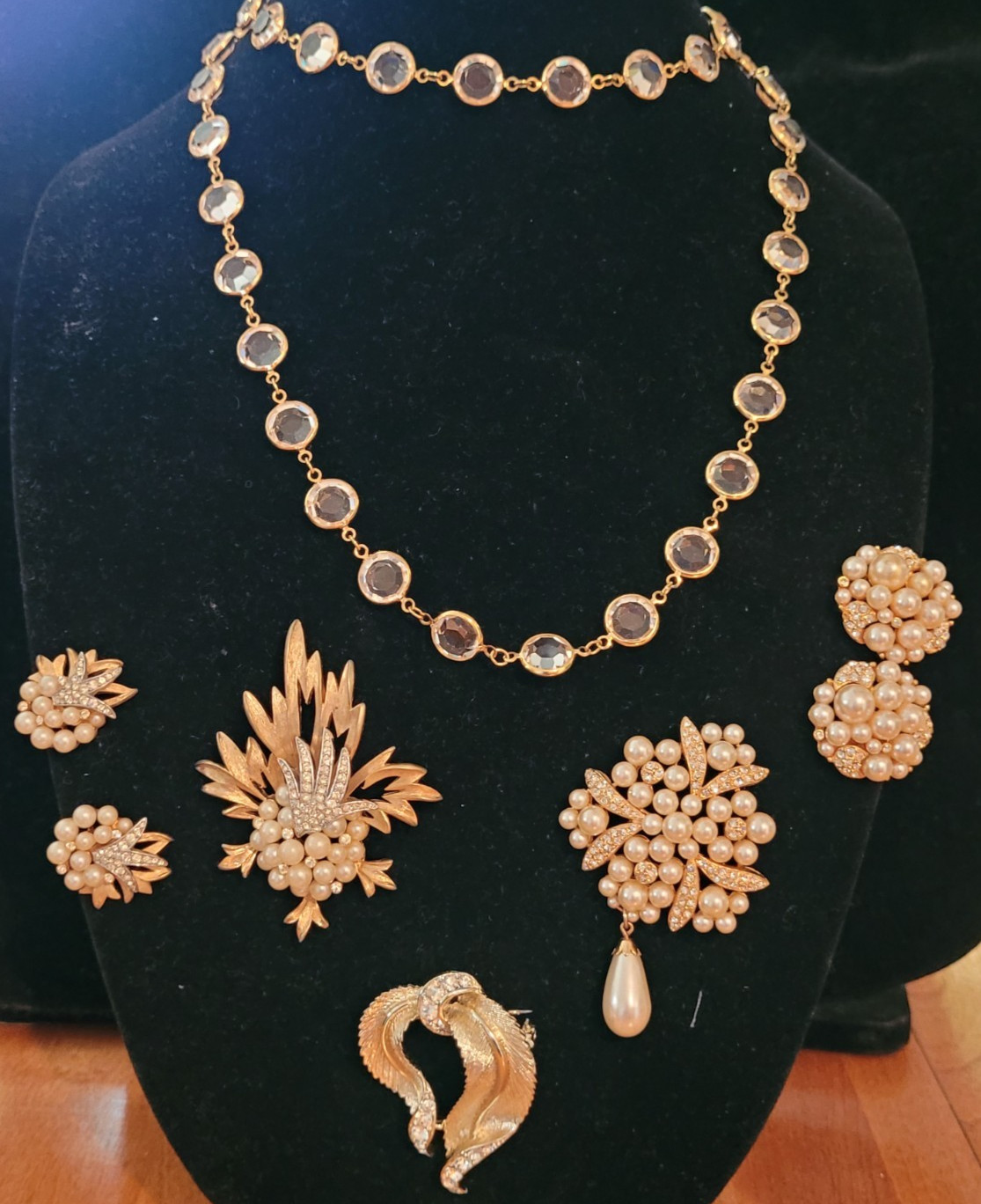 vintage Rhinestone Jewelry Lot Many Signed 125 Pieces
