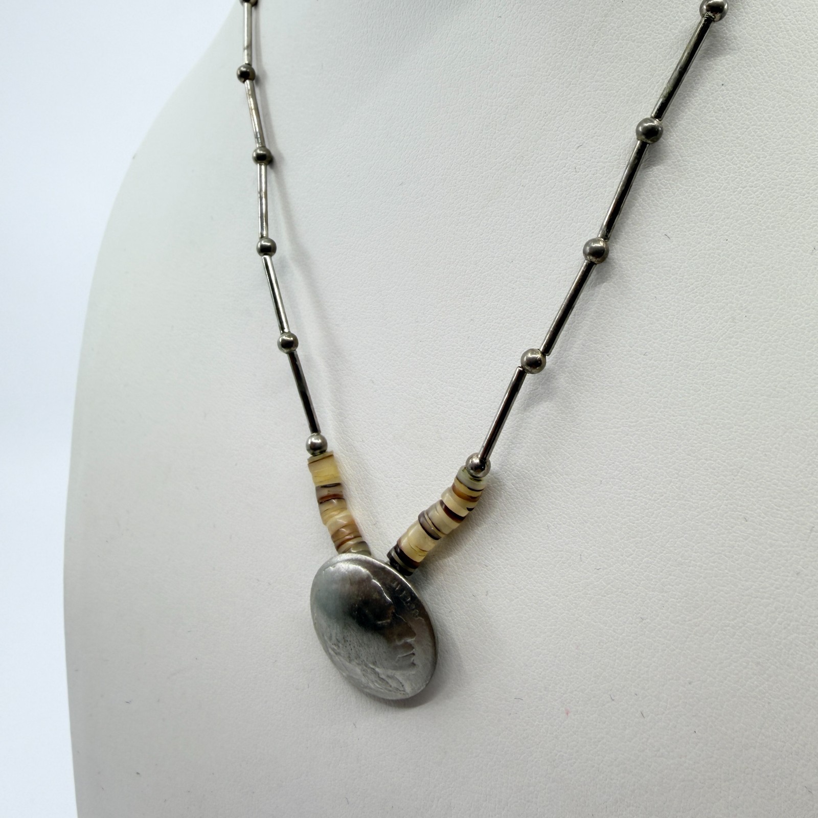 VTG Southwestern Buffalo Nickel Coin Pendant Necklace Liquid Silver Tone Heishe