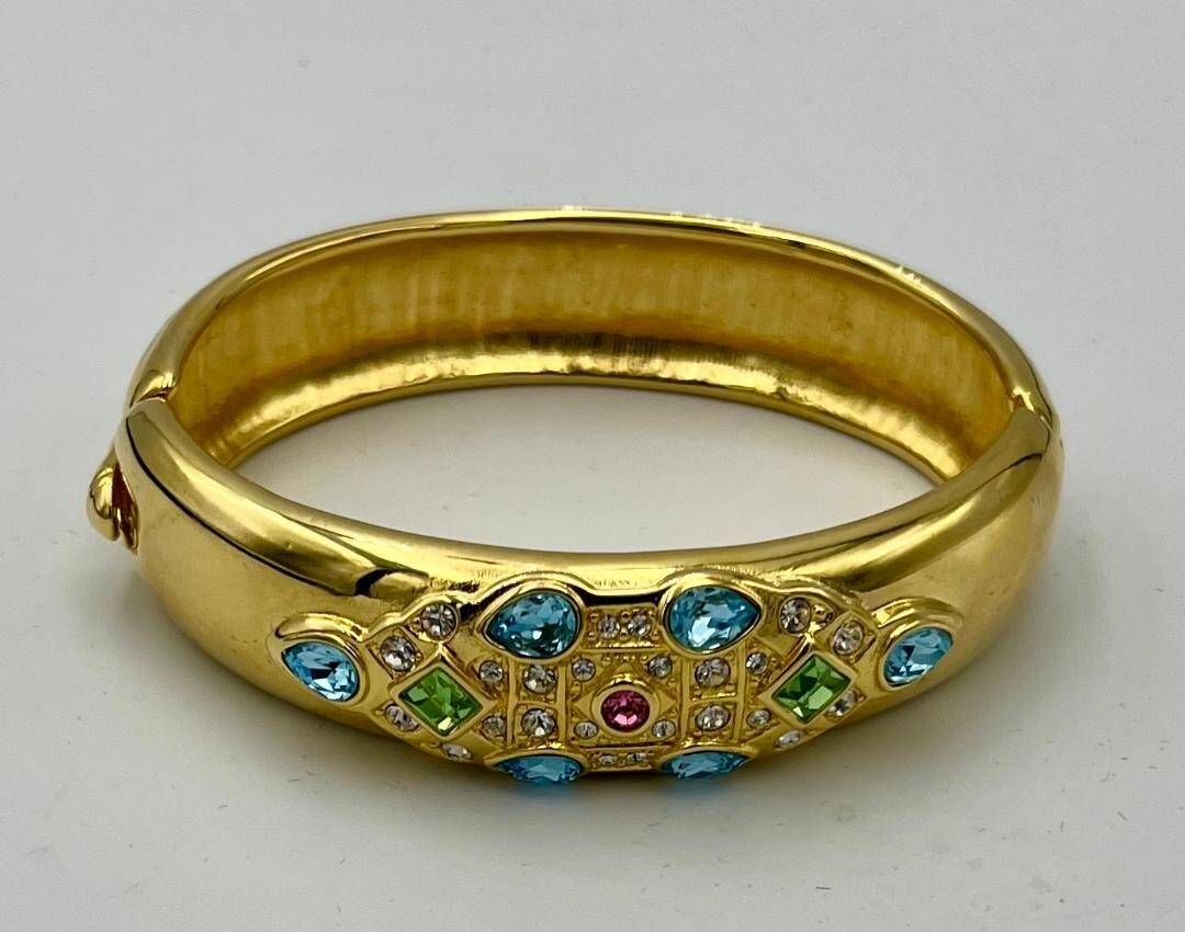 KJL Kenneth Jay Lane Jeweled Gripoix Glass Cabochon Bangle Cuff Bracelet