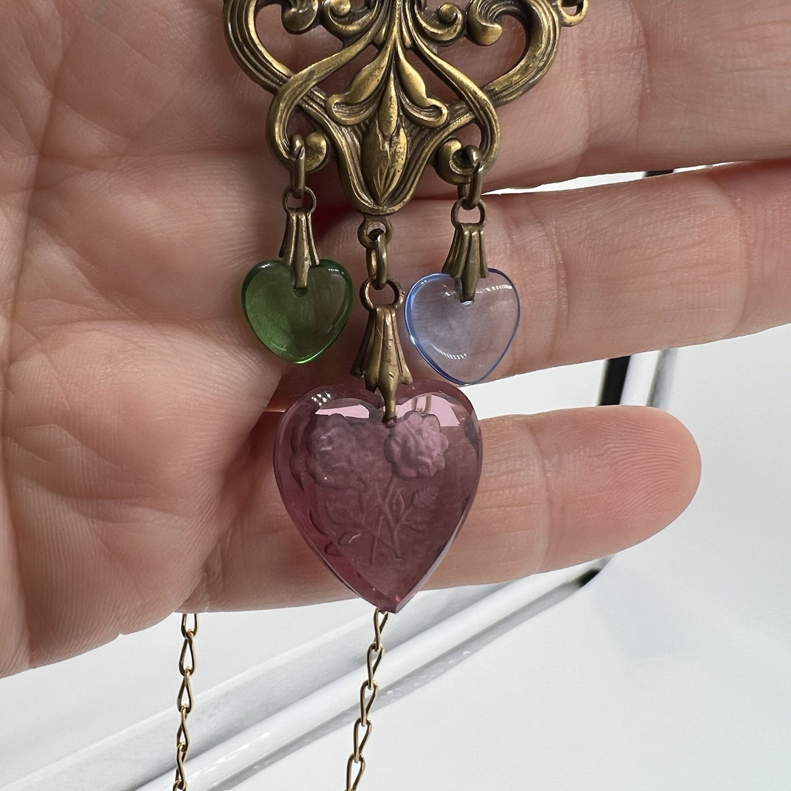 VTG GLASS WORKS STUDIO LTD Glass and Brass Heart CHARM NECKLACE Intaglio 24+”