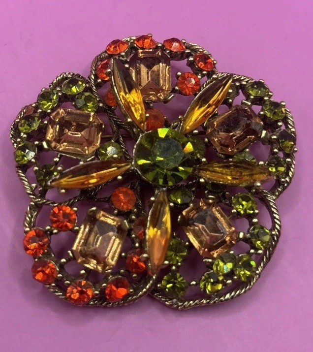 Gorgeous GREEN ORANGE & FAWN Rhinestone Vintage Brooch – PIN Autumn Fall Colors