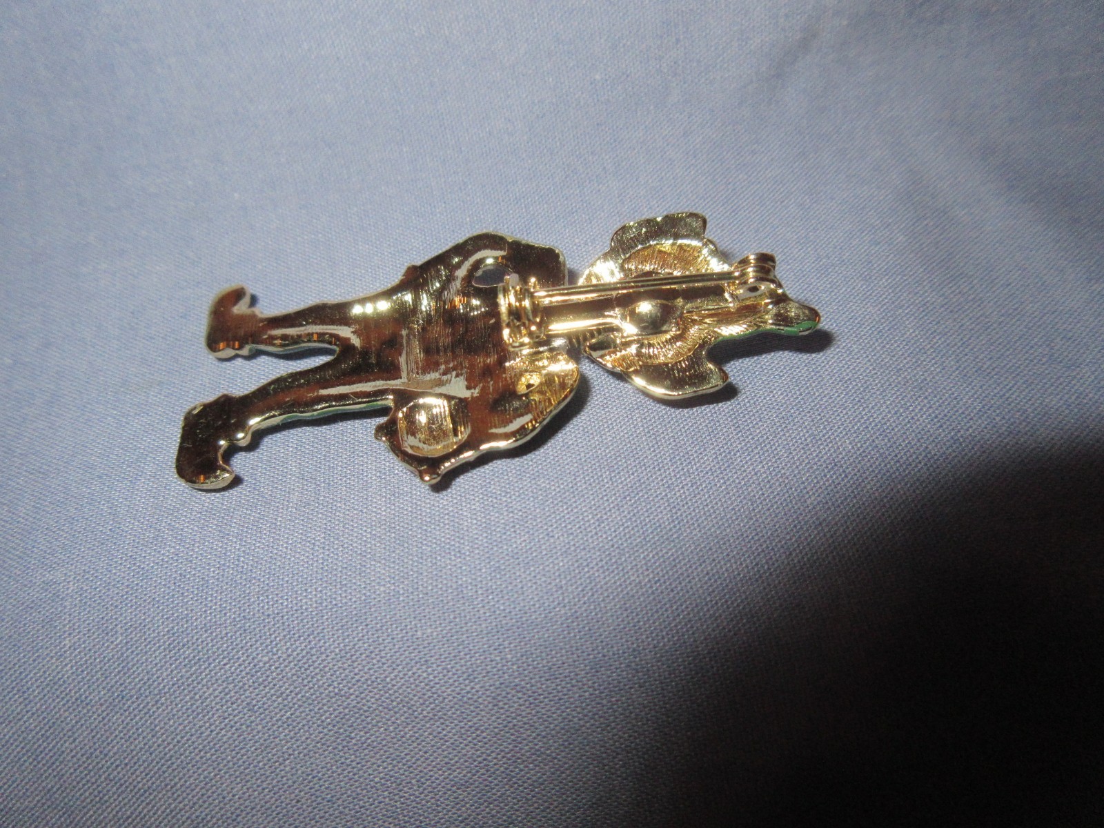 vintage Leprechaun pin brooch trembler gold-tone and enamel 2″ moving head