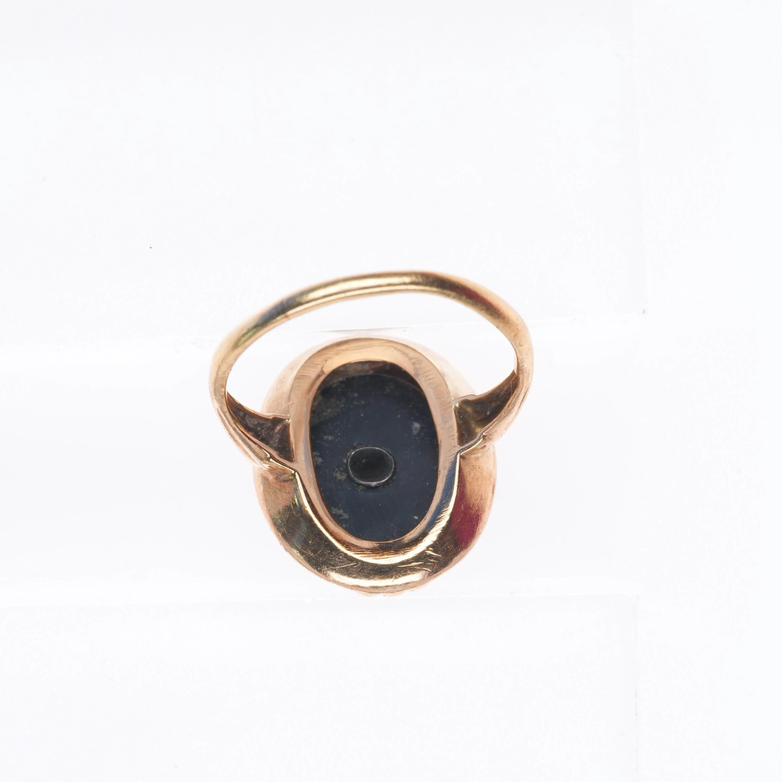 sz7.5 Antique 14k yellow gold diamond, platinum onyx women’s size 7.5 ring