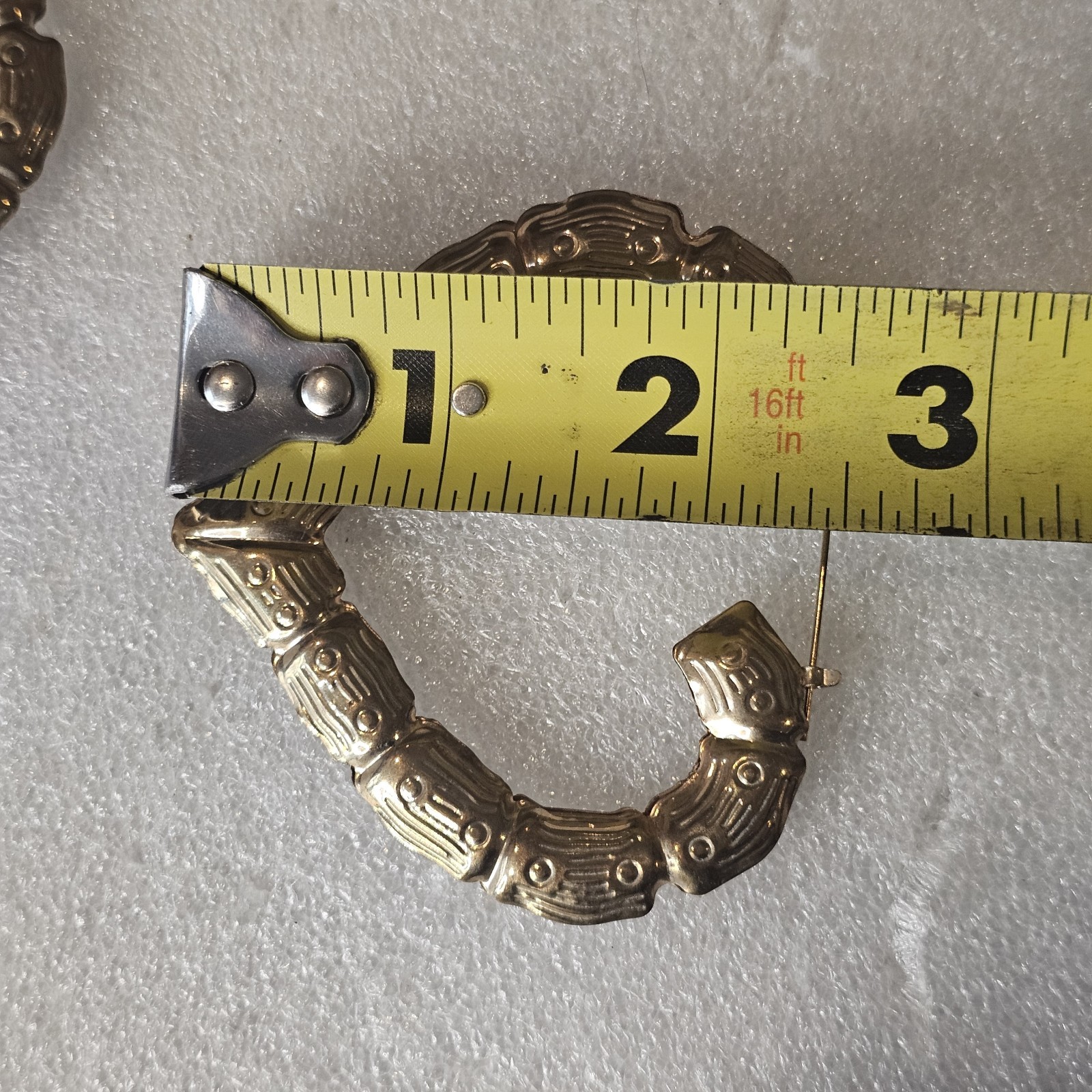 VTG Large Heart Hoop Statement Earrings Lightweight Hollow Gold Tone 2.75 Love