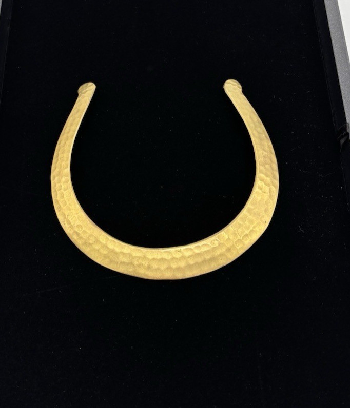 Vintage Hammered Brass Collar Necklace Choker 70’s Boho Brutalist (N) NOTE
