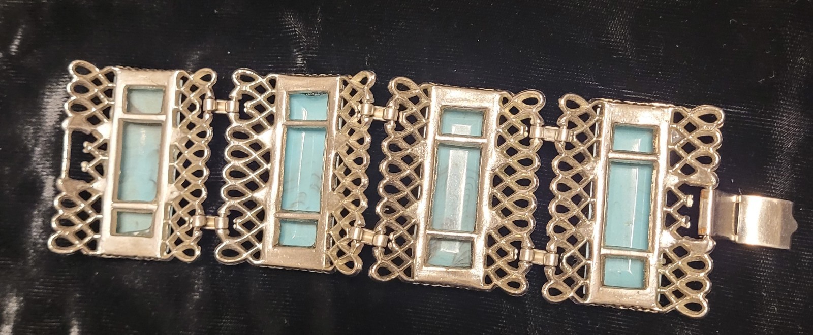 1950s Faux Turquoise Cabochon Bracelet Silver Tone