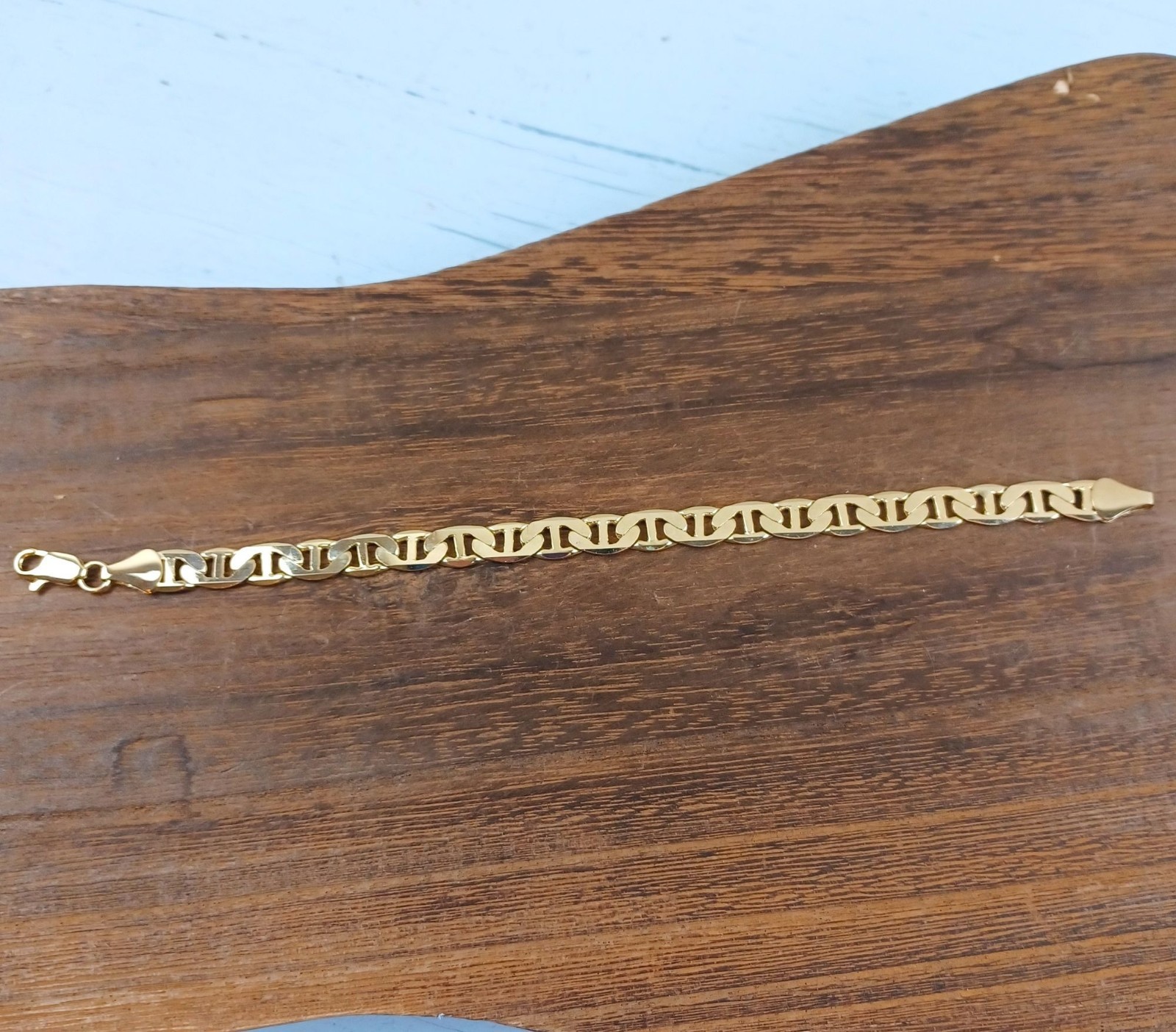 Gold-Tone Vintage Chain Link Bracelet With Lobster Claw Clasp 8 inch