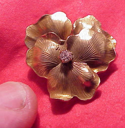 Vintage 1 1/4 in SET WITH A DIAMOND GILT PANSY POCKET WATCH PIN LAPEL BROOCH