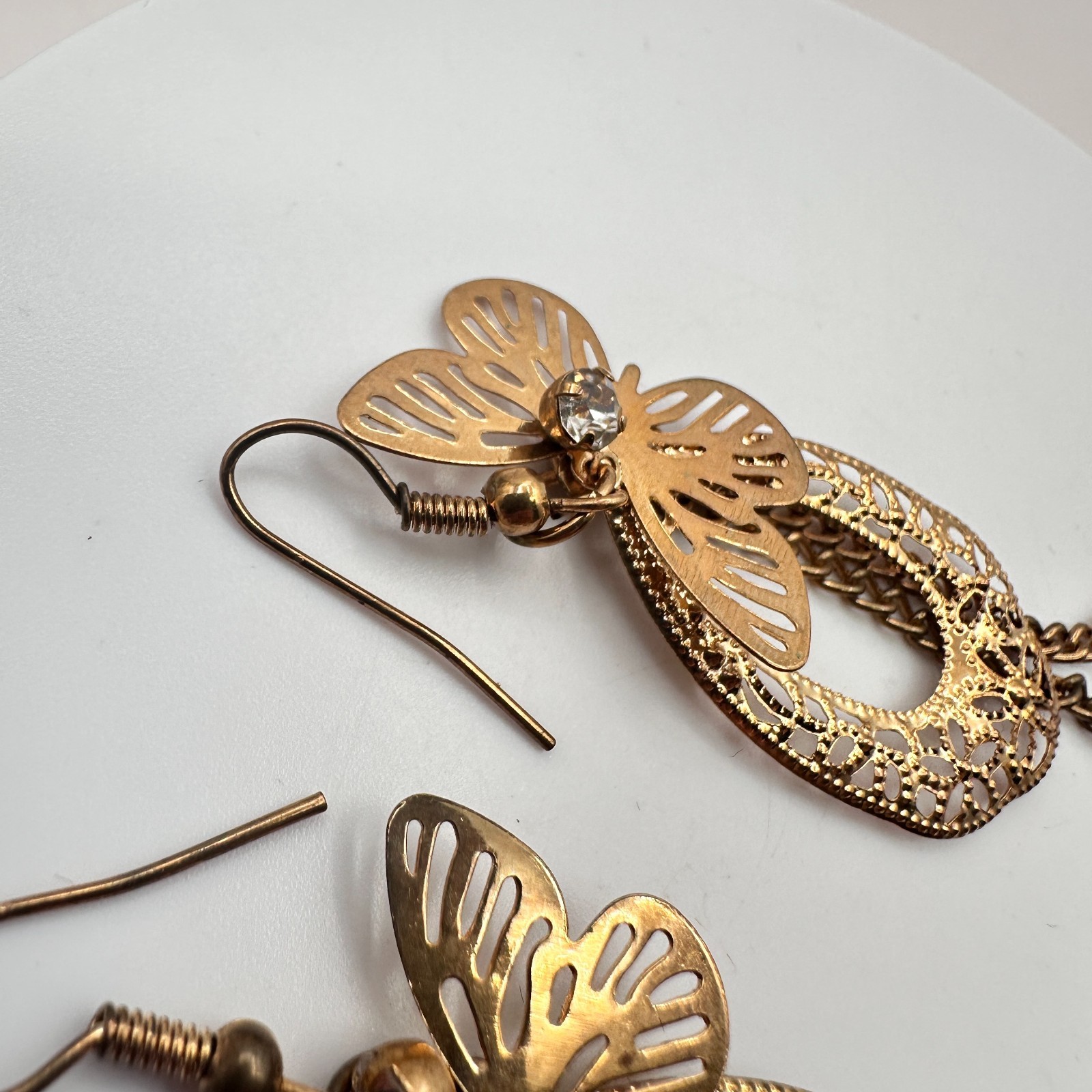 Vintage 90s Gold Tone Butterfly Filigree Dangle Earrings Women’s Classic Jewelry