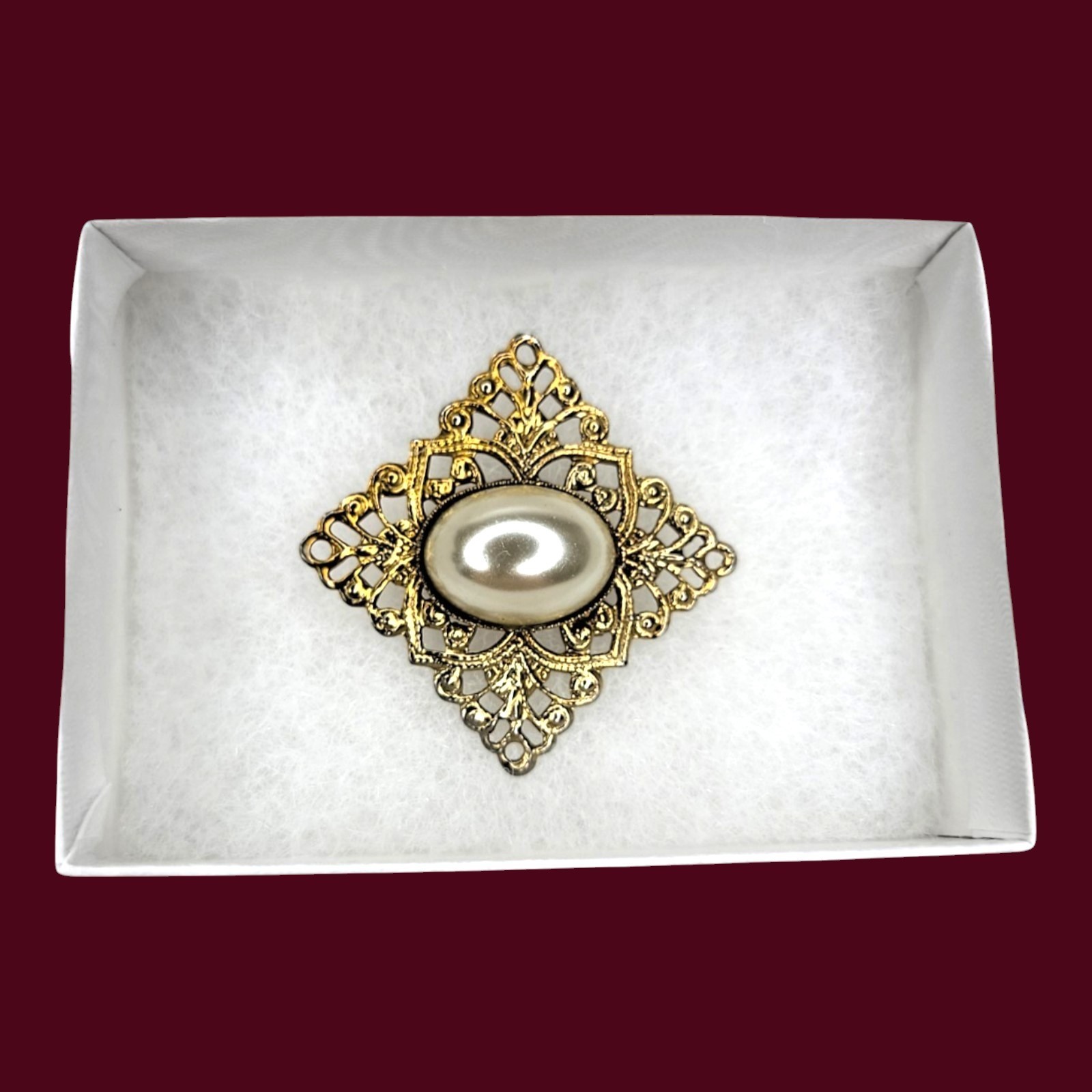 Filigree Brooch Pin Vintage Large Oval Simulated Pearl Gold Tone Diamond Shape
