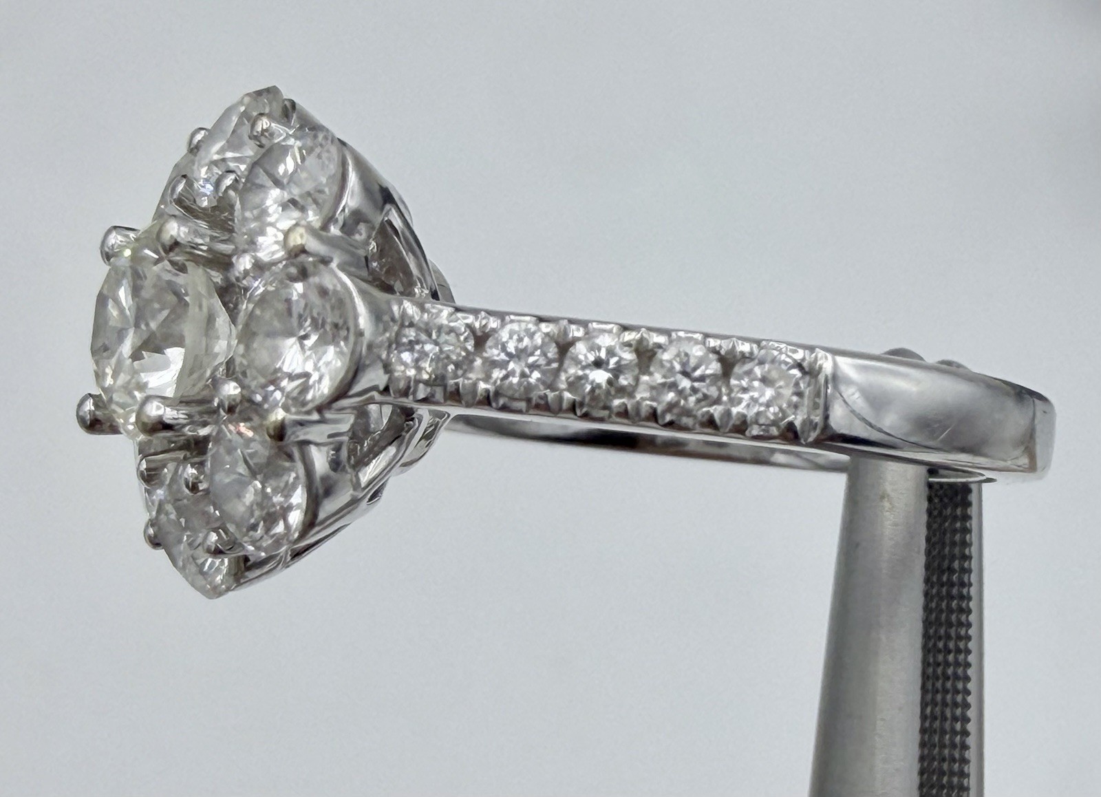 GORGEOUS 18K WHITE GOLD & NATURAL DIAMOND CLUSTER RING 2.29 CTW “JGJ” 6 3/4