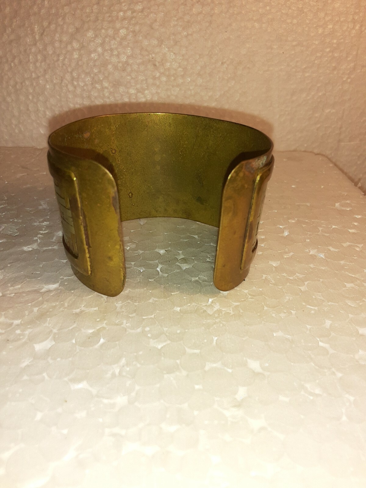 ARTISAN TRIBAL NATIVE STYLE MIXED METAL BRACELET 2 1/4″ ACROSS